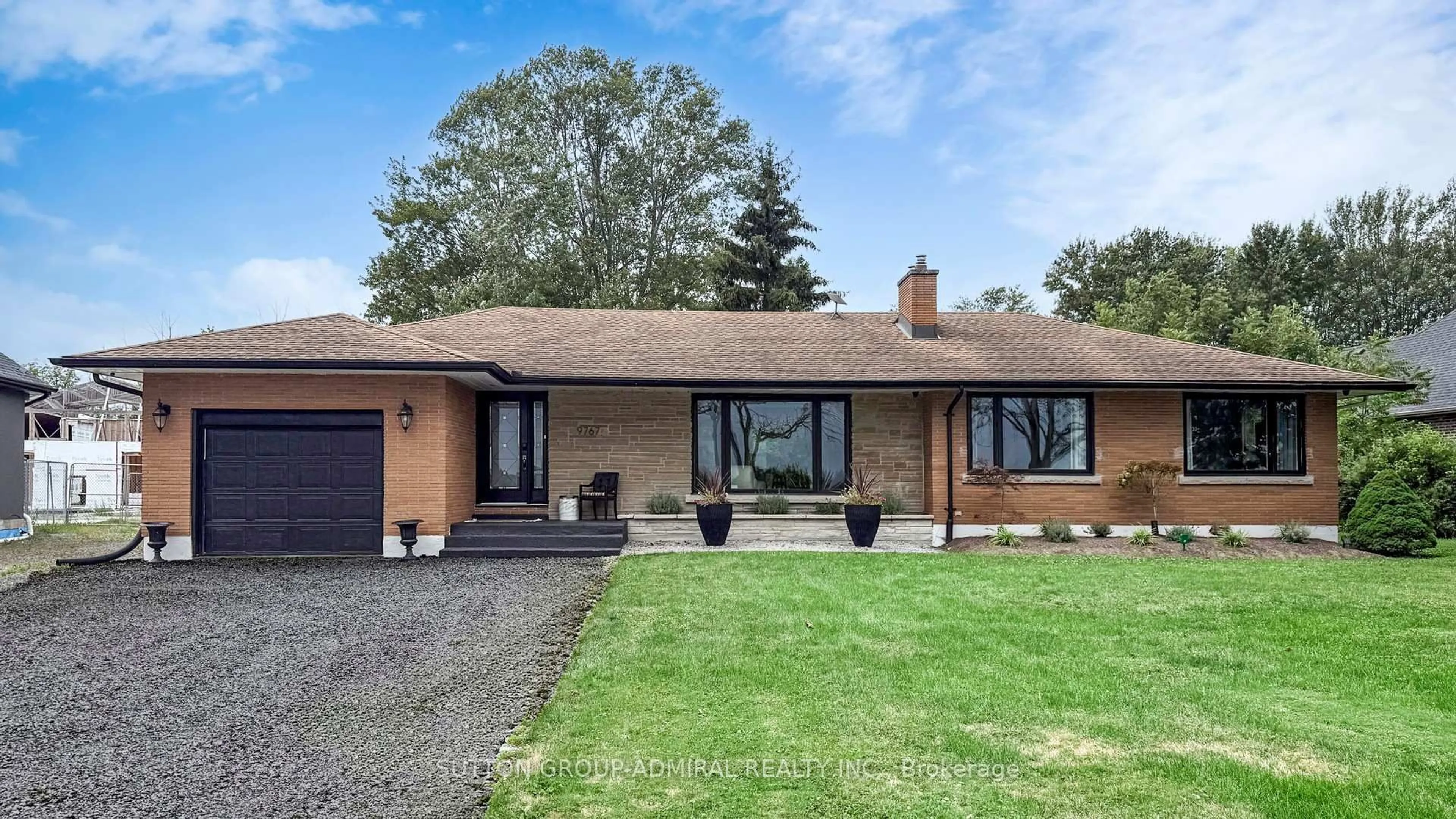 Home with brick exterior material, street for 9767 Niagara River Pkwy, Niagara Falls Ontario L2G 0N9