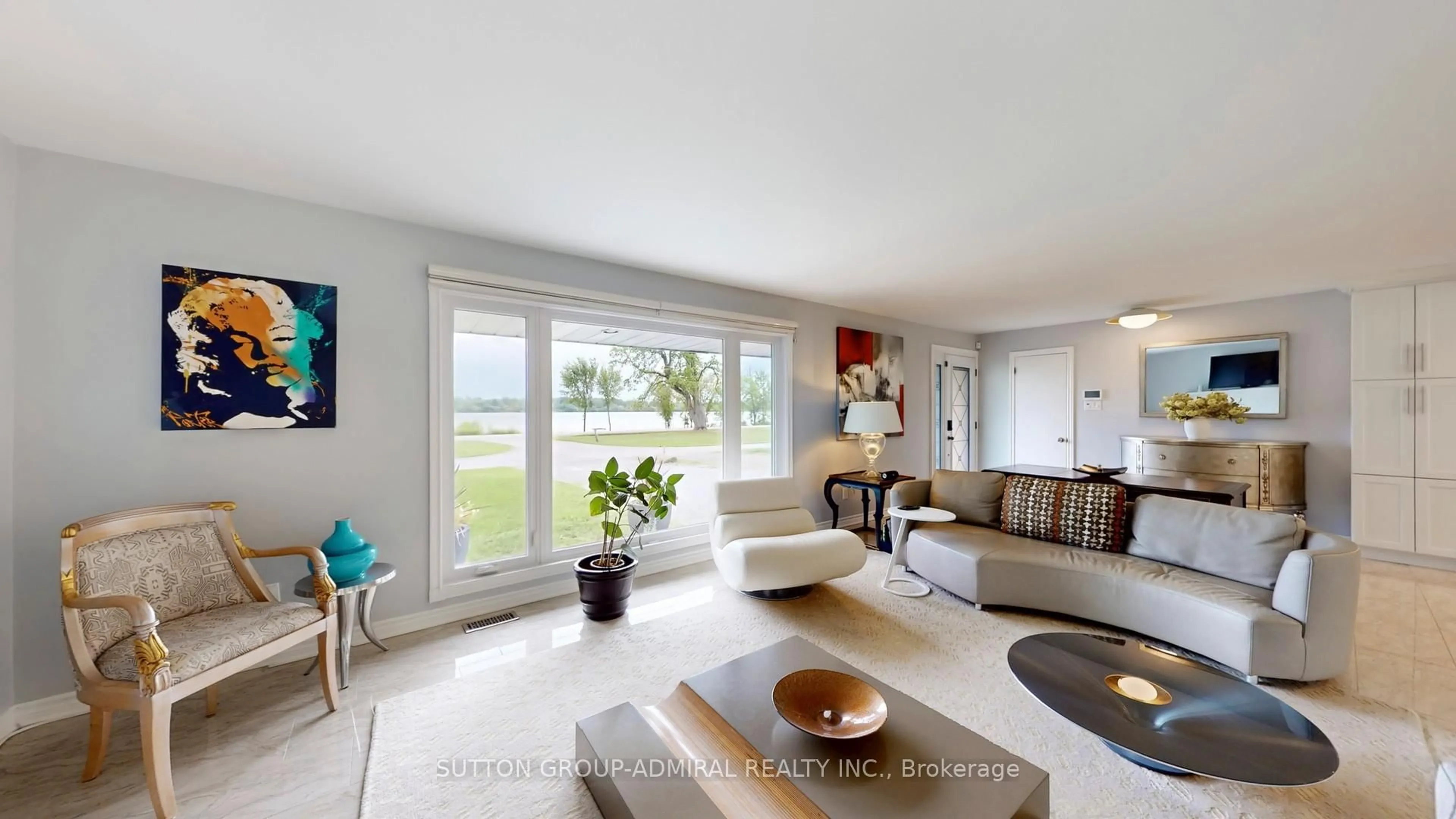 Living room with furniture, unknown for 9767 Niagara River Pkwy, Niagara Falls Ontario L2G 0N9