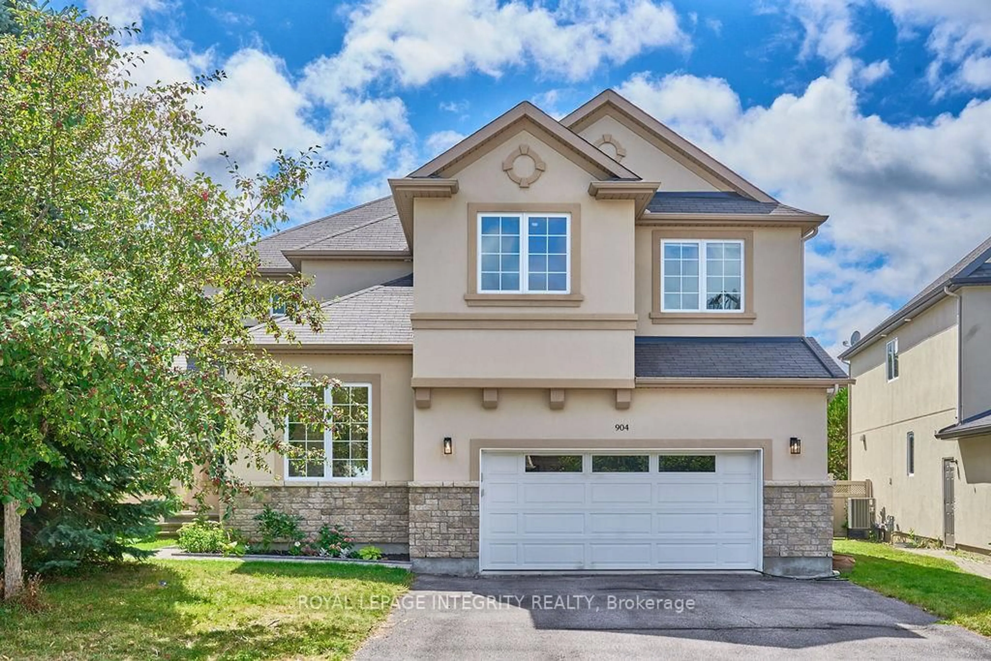 Home with brick exterior material, street for 904 Nettleship Crt, Kanata Ontario K2T 0E9