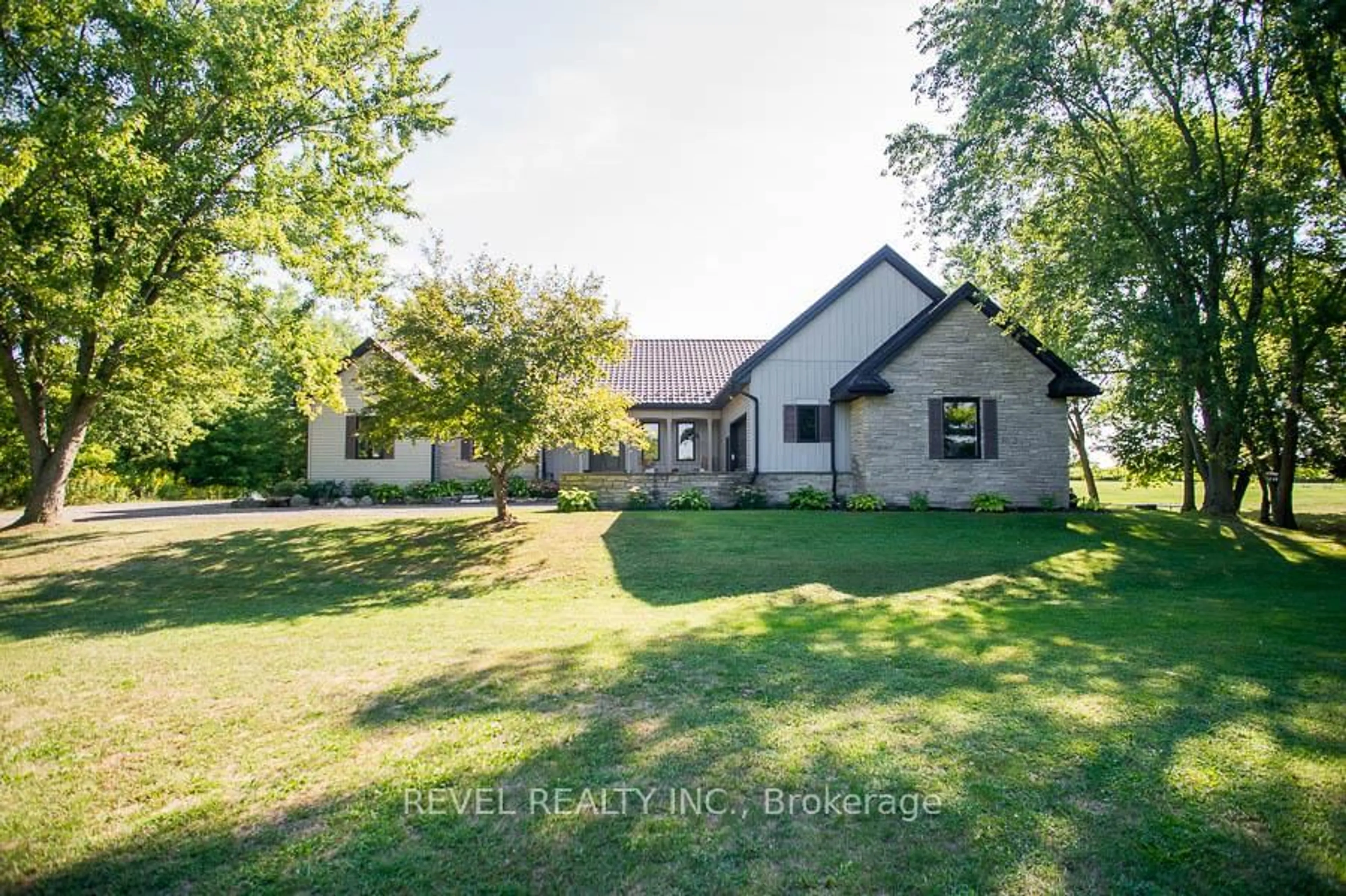 A pic from outside/outdoor area/front of a property/back of a property/a pic from drone, water/lake/river/ocean view for 196 Brant Church Rd, Brant Ontario N0E 1K0