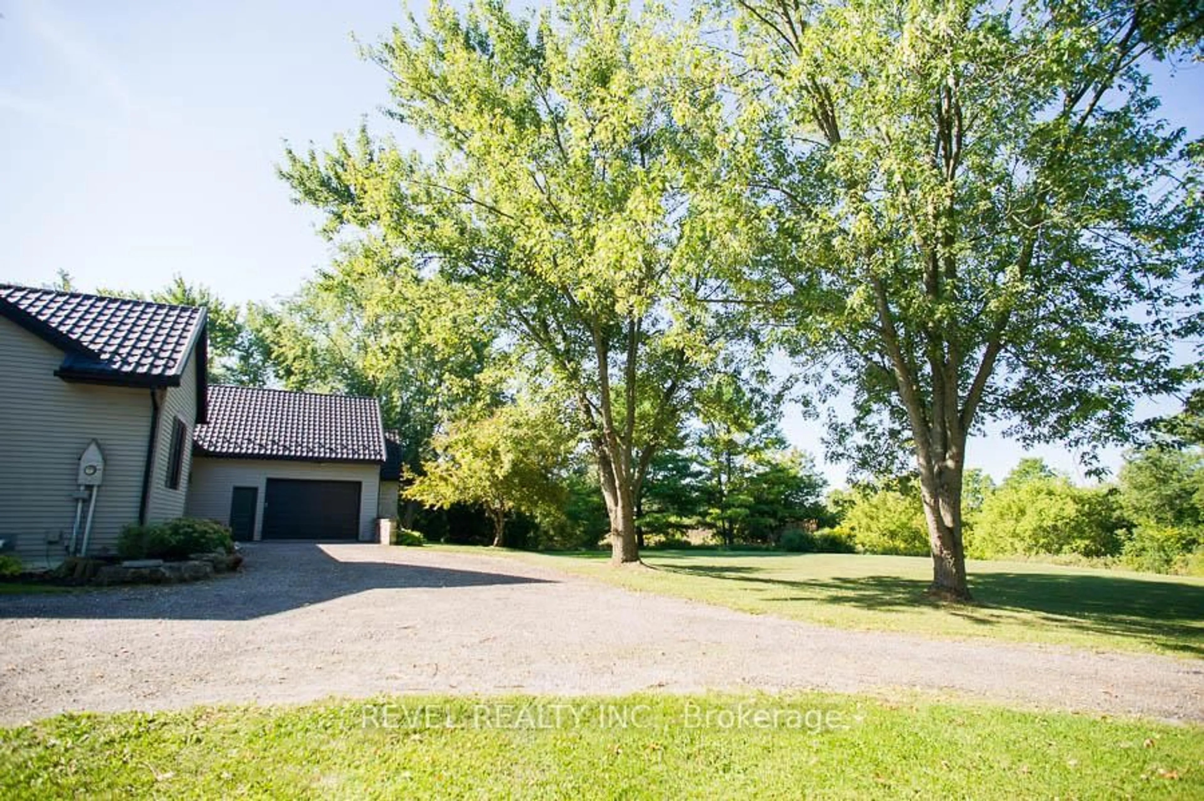 A pic from outside/outdoor area/front of a property/back of a property/a pic from drone, street for 196 Brant Church Rd, Brant Ontario N0E 1K0