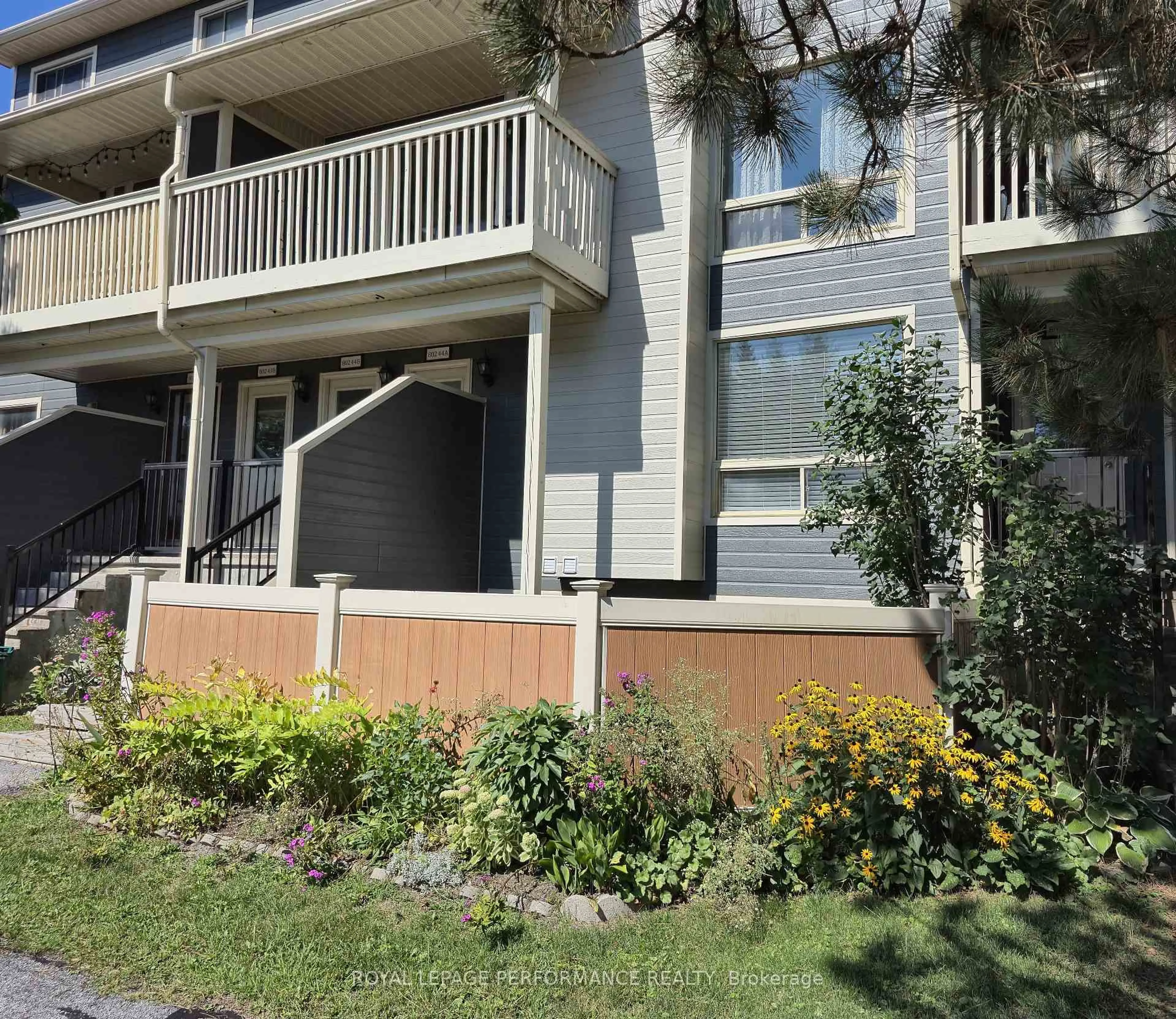 Home with vinyl exterior material, street for 802 St Andre Dr #44A, Ottawa Ontario K1C 4R3