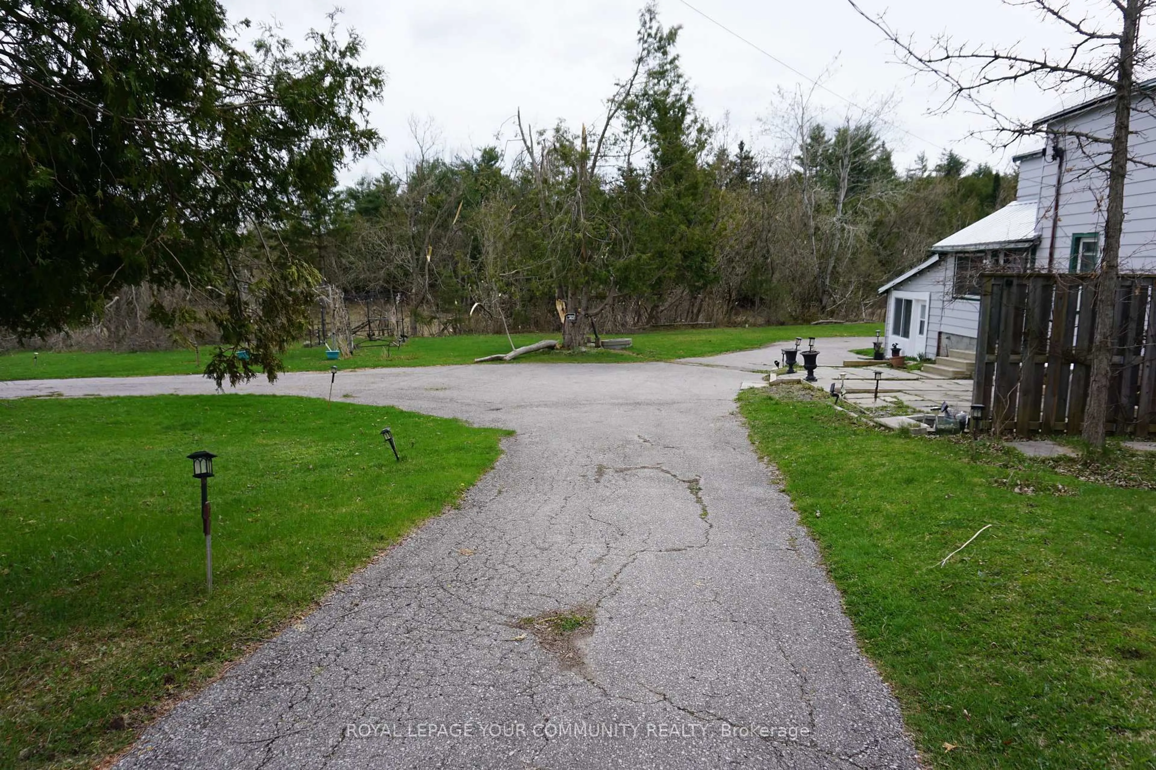 Patio, street for 2894 County 48 Rd, Kawartha Lakes Ontario K0M 1K0