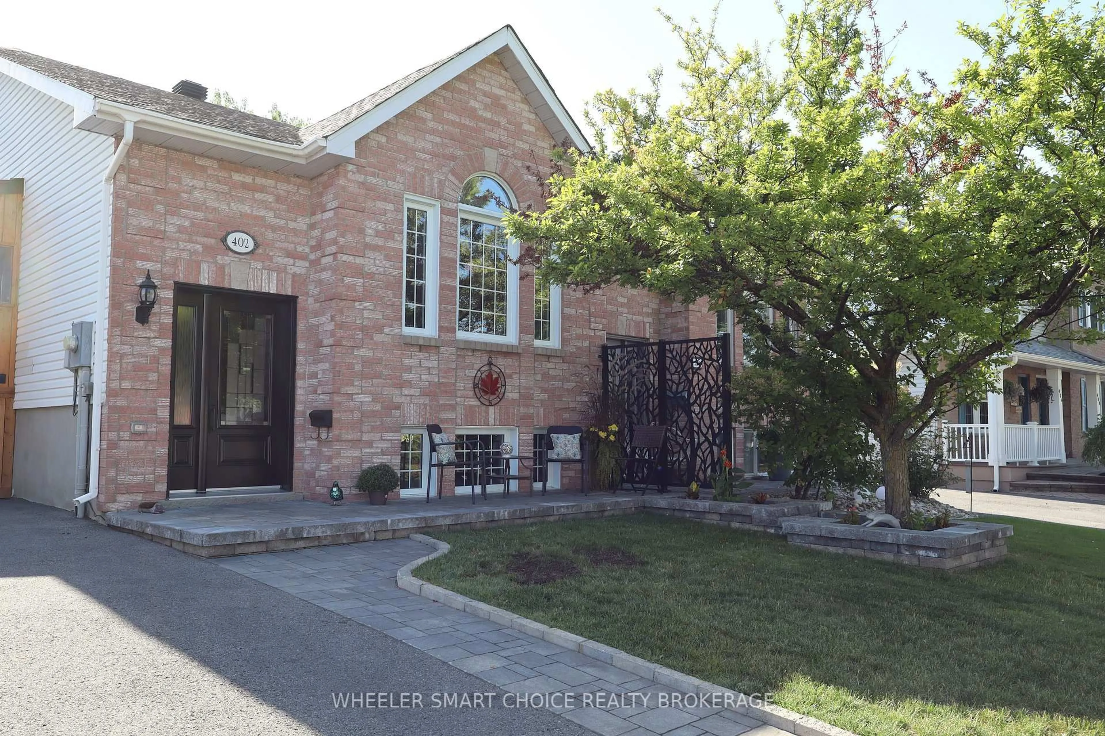 Home with brick exterior material, street for 402 Ellen Ave, Cornwall Ontario K6J 5W1