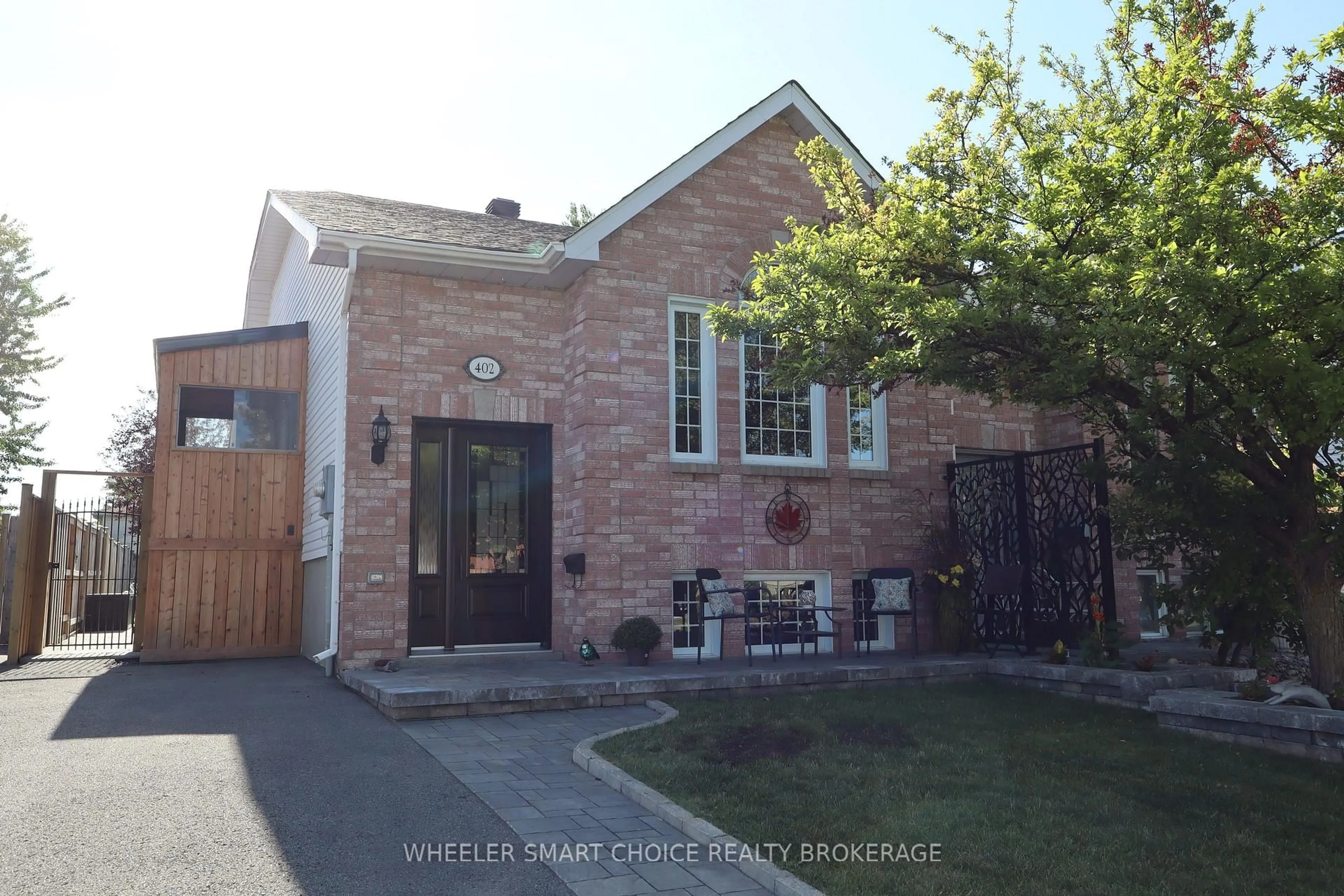 Home with brick exterior material, street for 402 Ellen Ave, Cornwall Ontario K6J 5W1