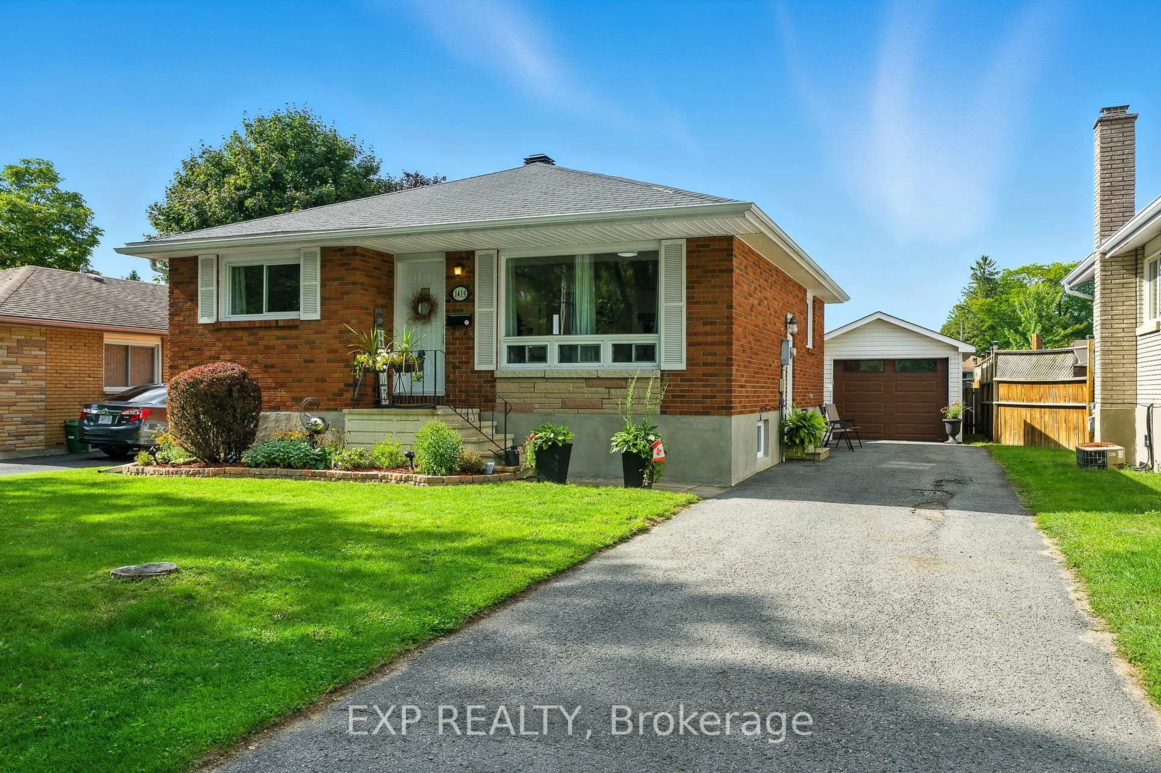 Home with brick exterior material, street for 1419 Second St, Cornwall Ontario K6J 1J4