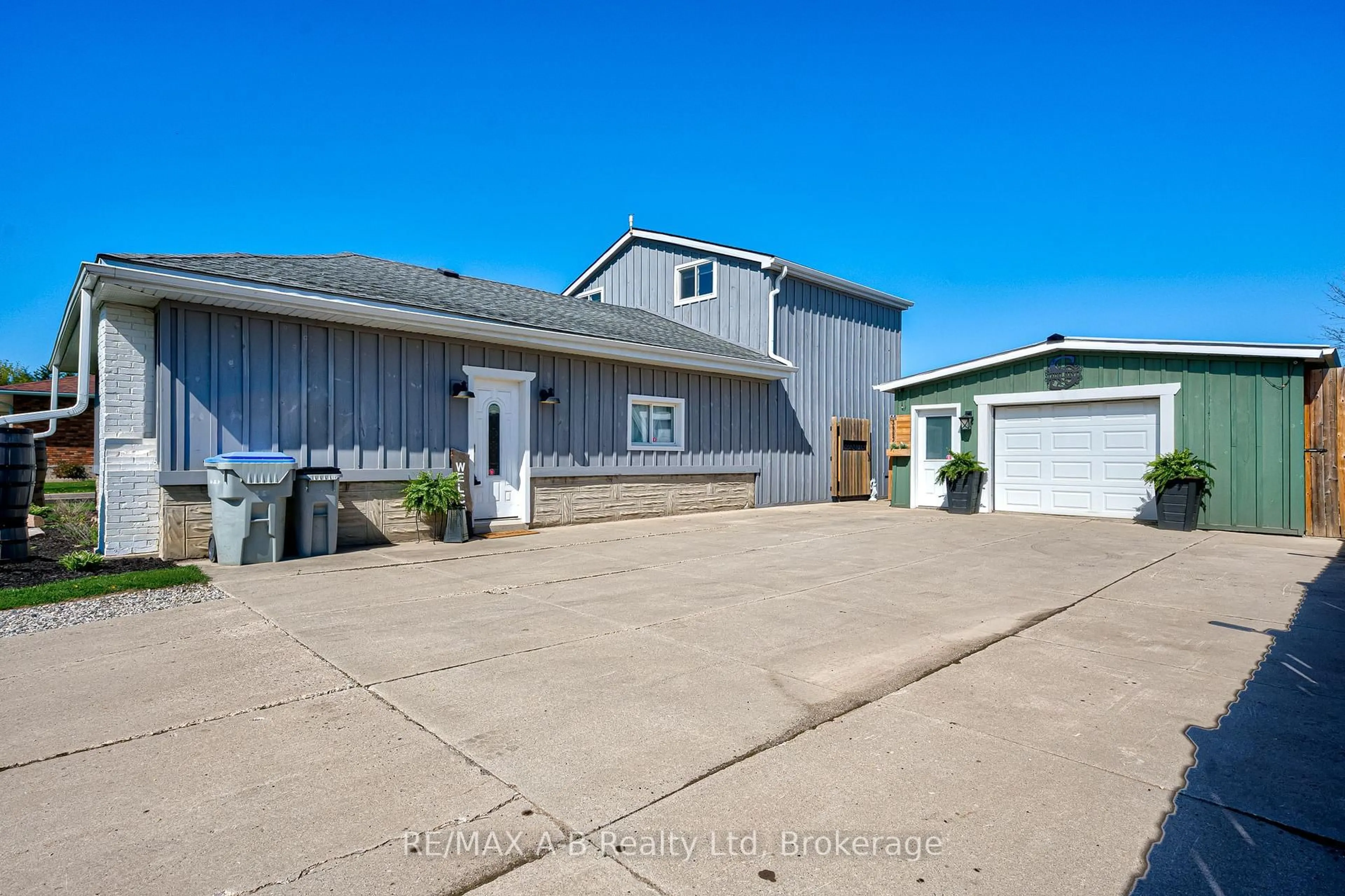 Unknown for 3963 Road 111, Stratford Ontario N5A 6S5