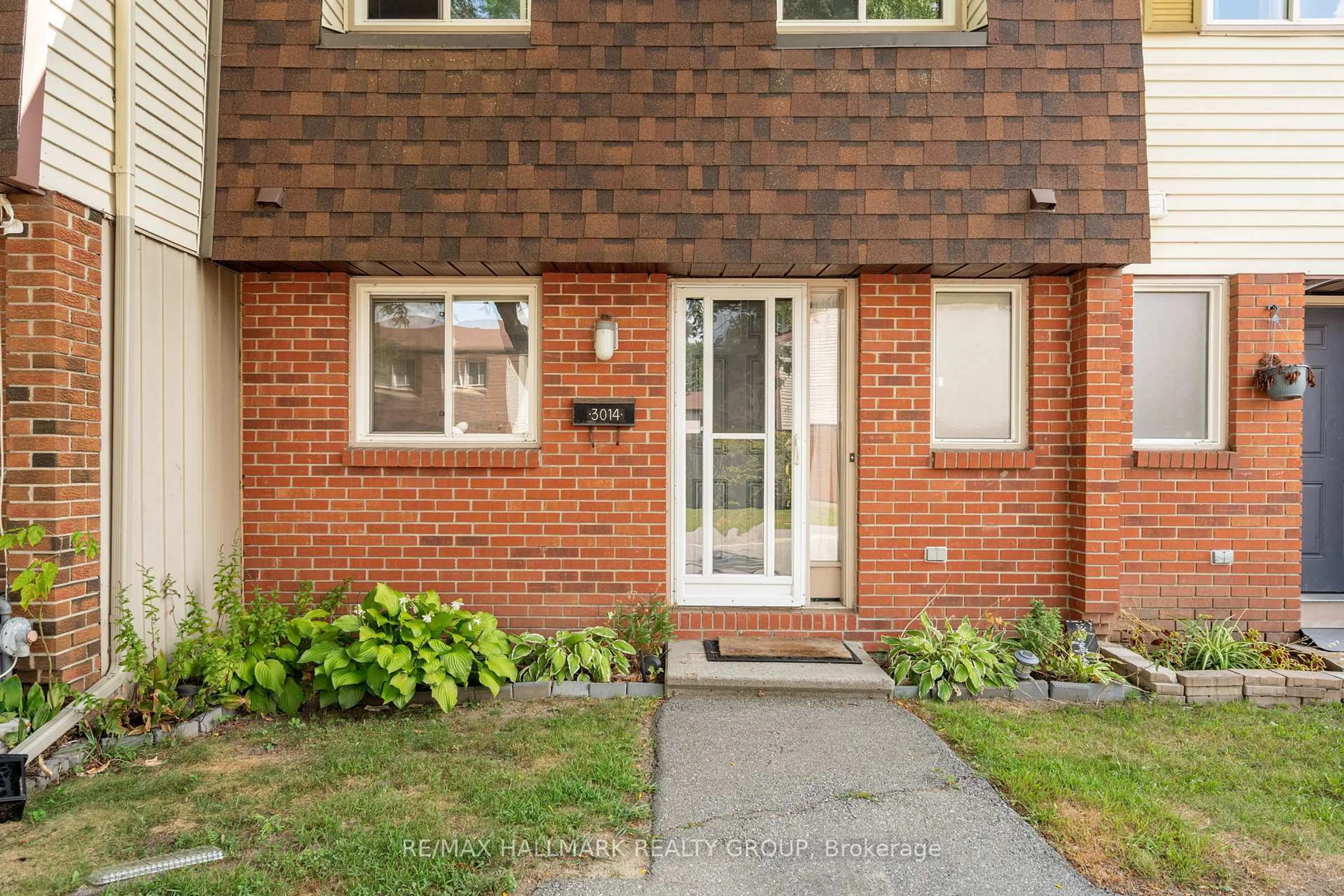 Home with brick exterior material, street for 3014 Olympic Way #88, Ottawa Ontario K1T 1Y4