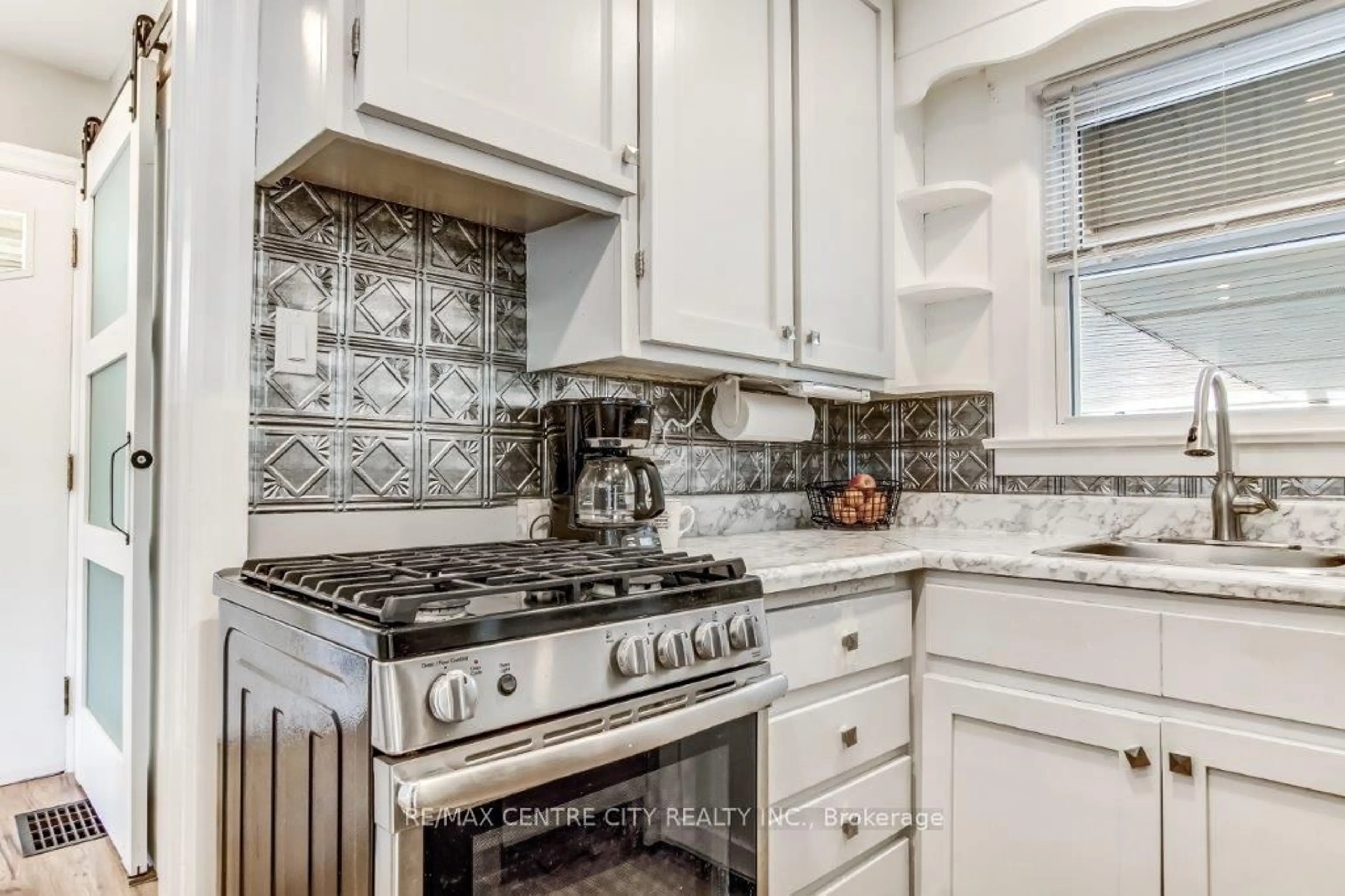 Unknown for 26 Brock St, St. Thomas Ontario N5P 2B2
