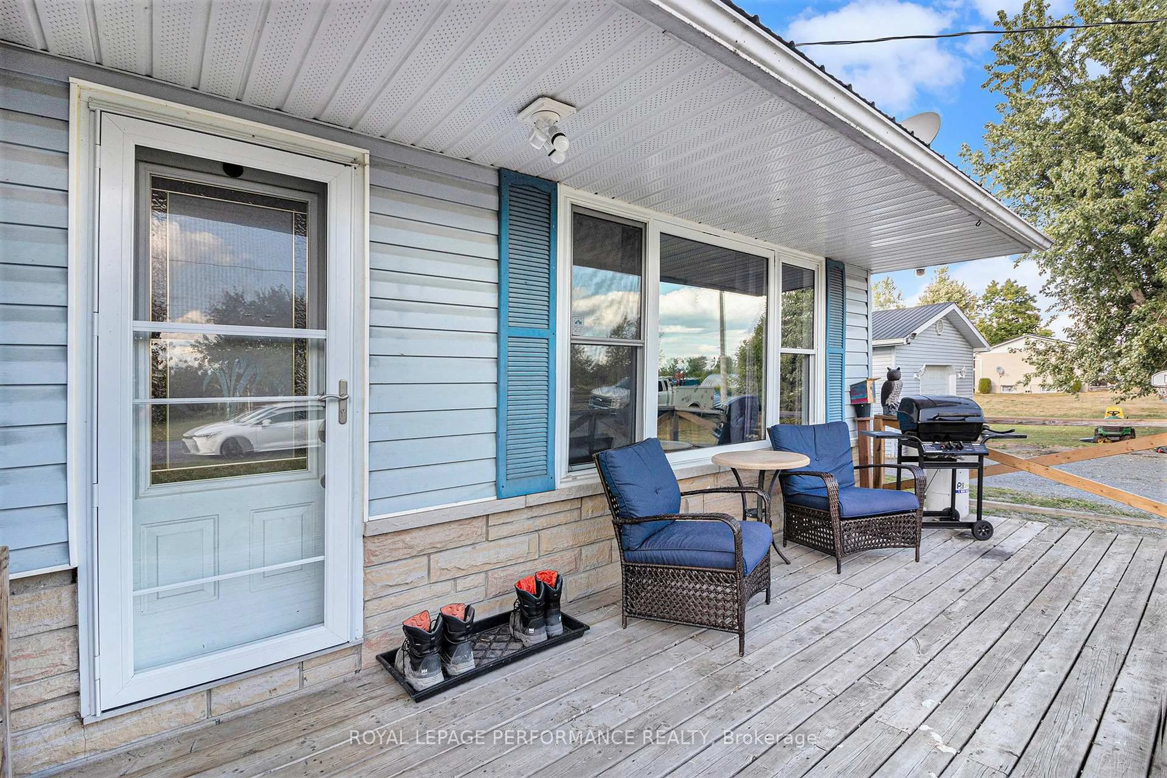 Patio, street for 16099 Northfield Rd, South Stormont Ontario K0C 1R0