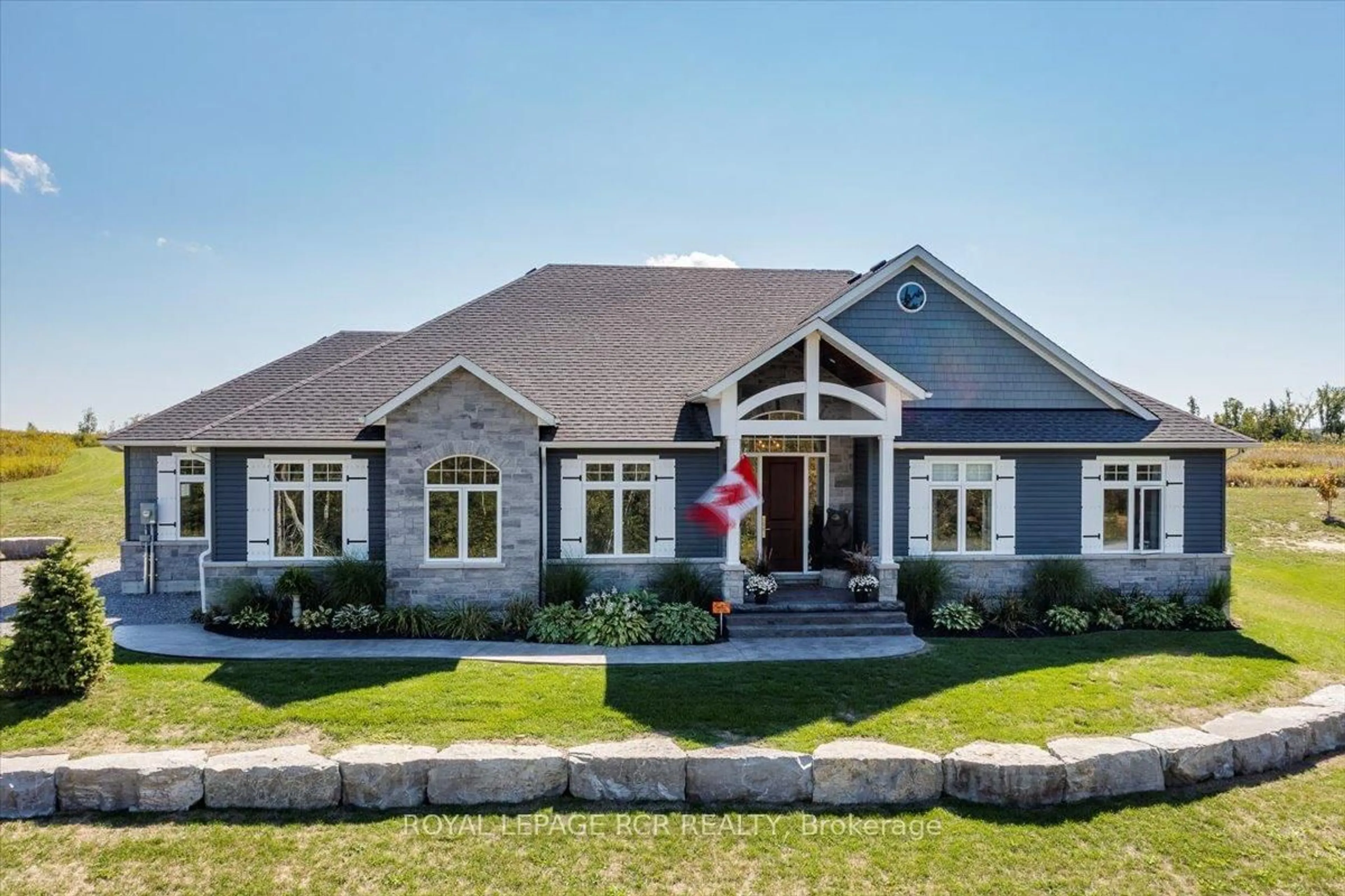 Home with brick exterior material, unknown for 3 Nipigon St, Kawartha Lakes Ontario K0M 1N0