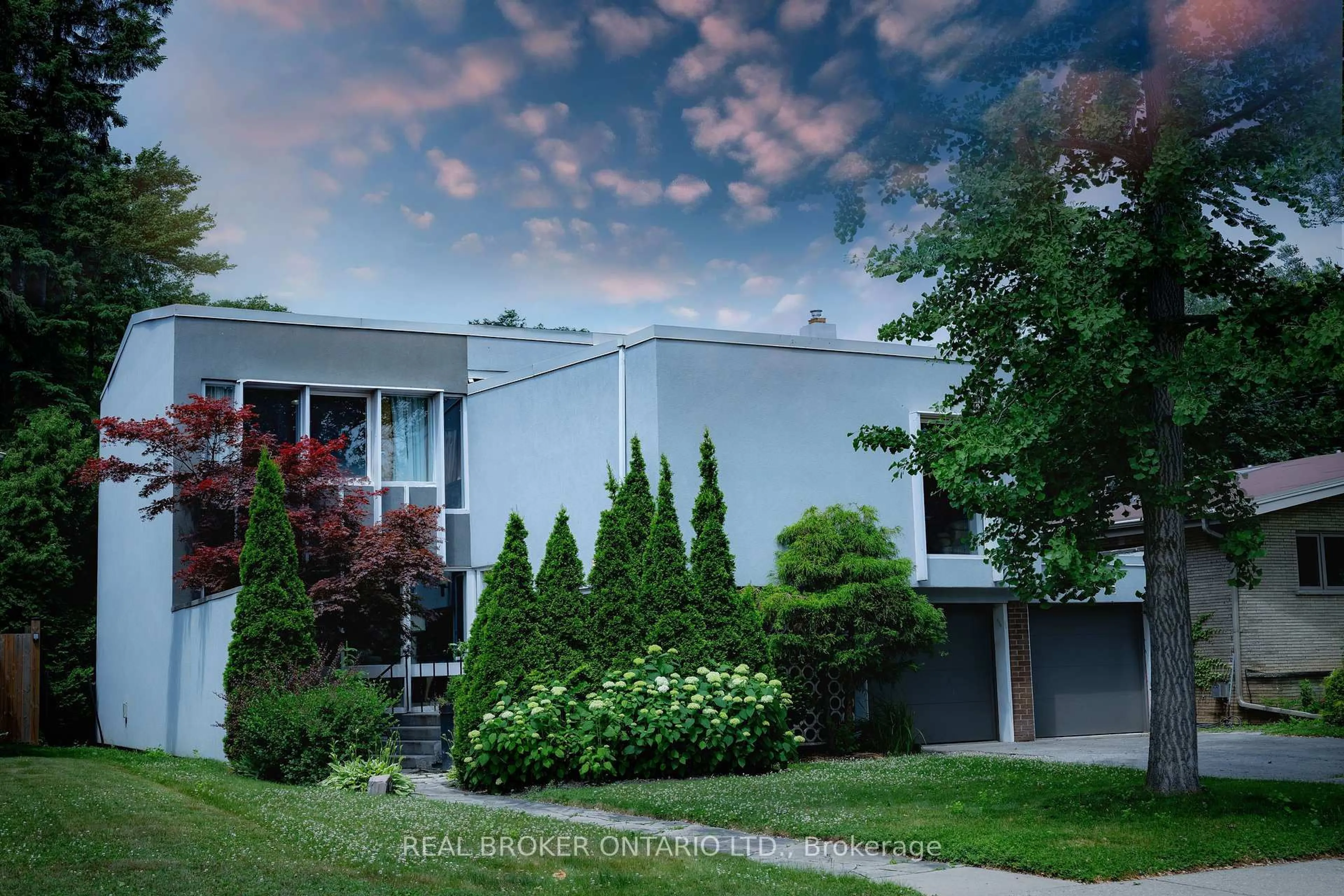 Unknown for 90 Winston Ave, Hamilton Ontario L8S 2S6