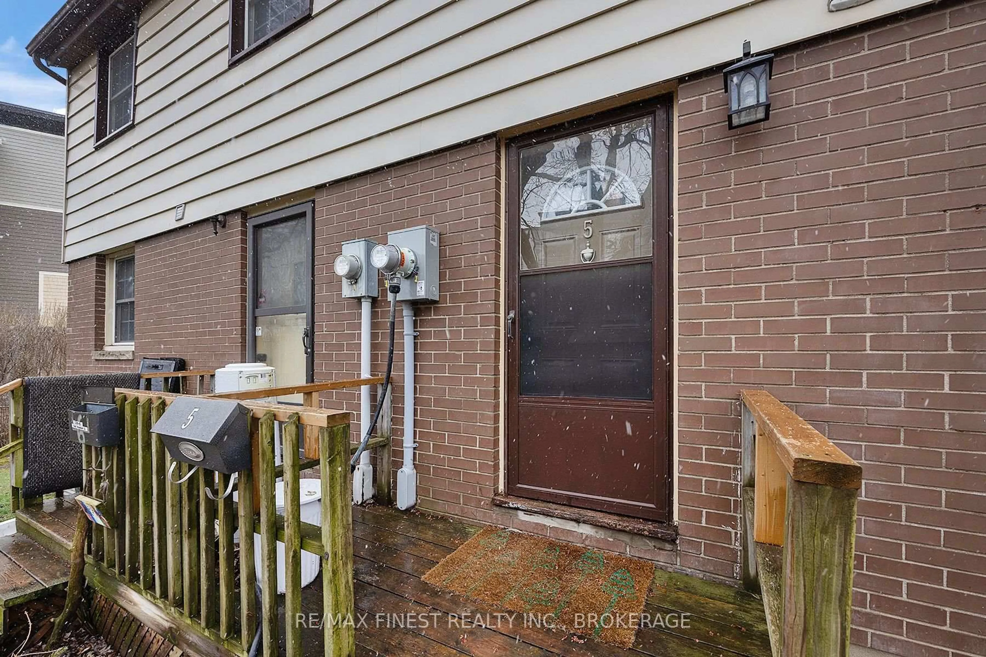 Unknown for 136 Notch Hill Rd #5, Kingston Ontario K7M 2X1