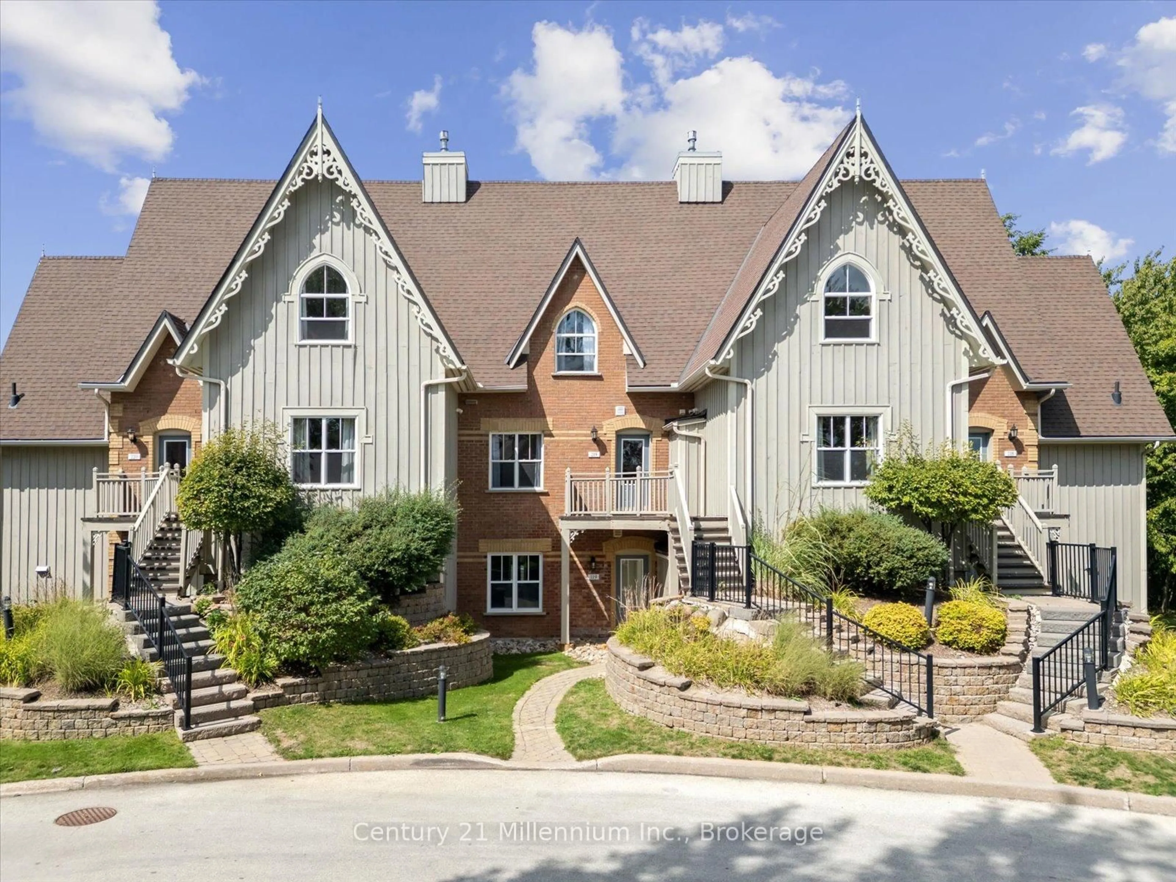 Home with brick exterior material, street for 184 Snowbridge Way #219, Blue Mountains Ontario L9Y 0V1