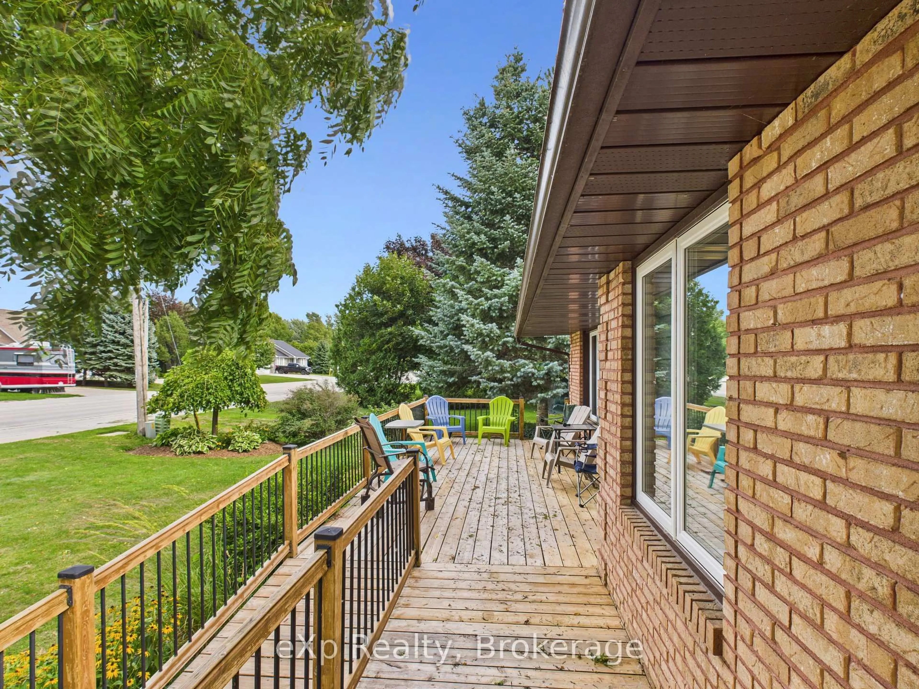 Home with brick exterior material, unknown for 22 Main St, Kincardine Ontario N0G 2T0