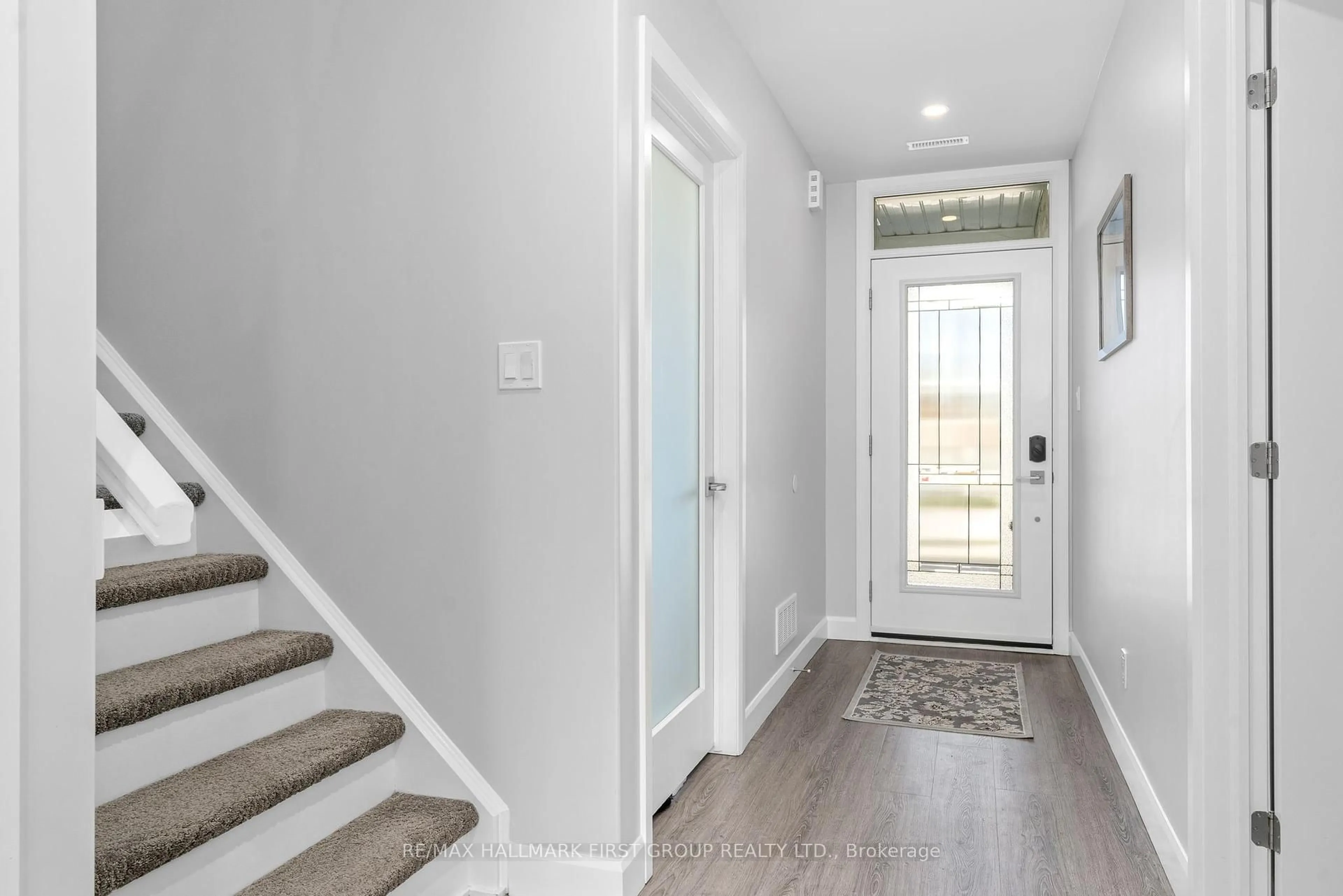 Indoor entryway for 18 Stinson Ave, Belleville Ontario K8P 5N9