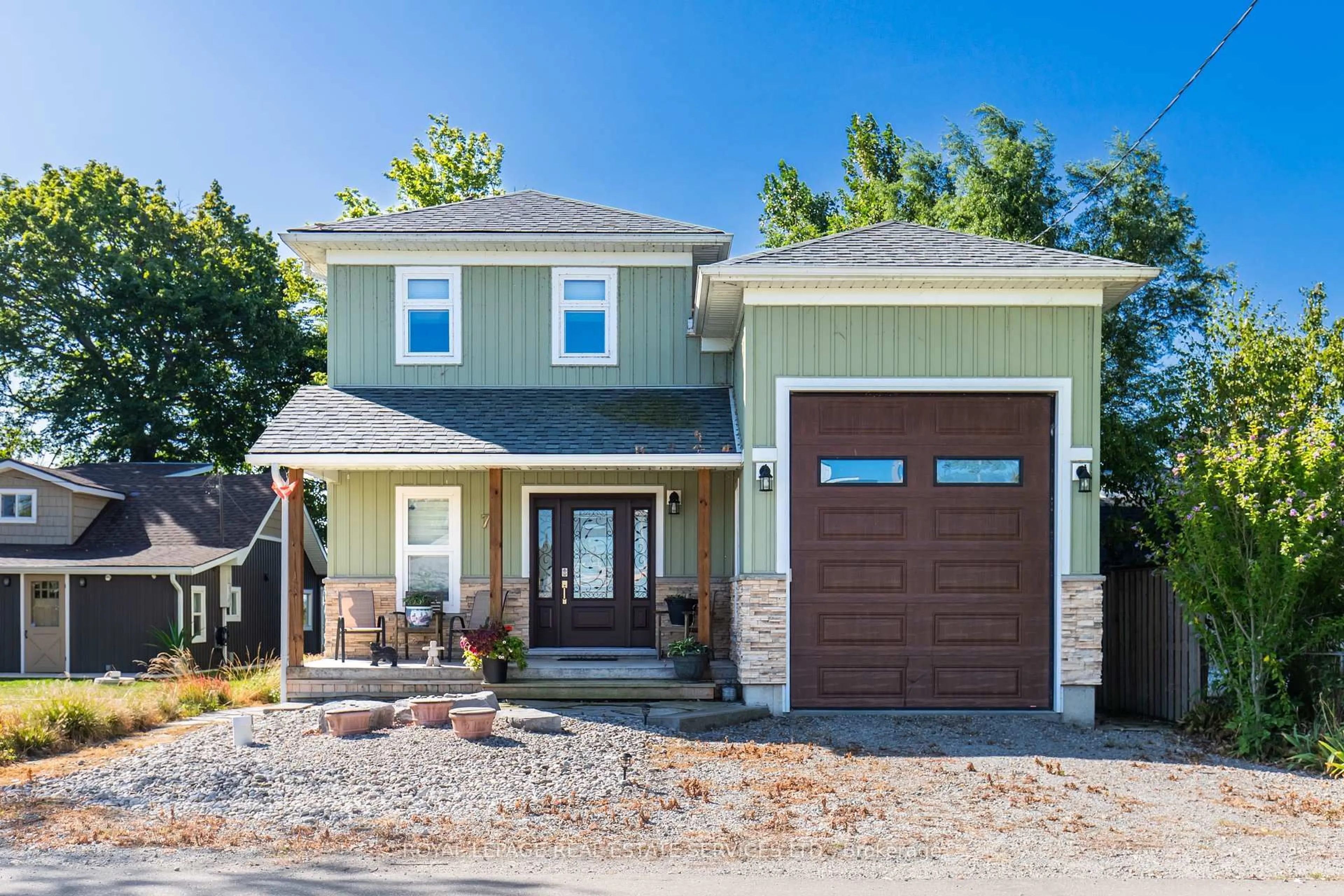 Home with brick exterior material, street for 72 Lakeside Dr, Haldimand Ontario N0A 1L0