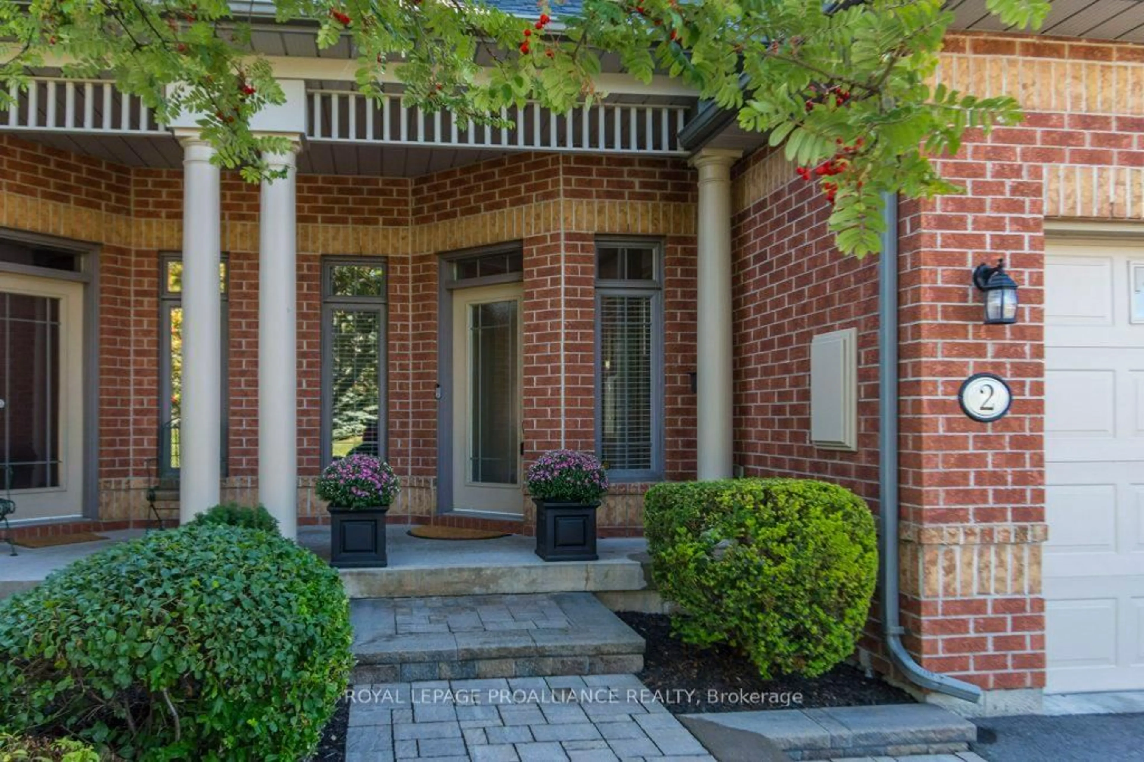 Home with brick exterior material, street for 355 Dundas St #2, Belleville Ontario K8P 1B3