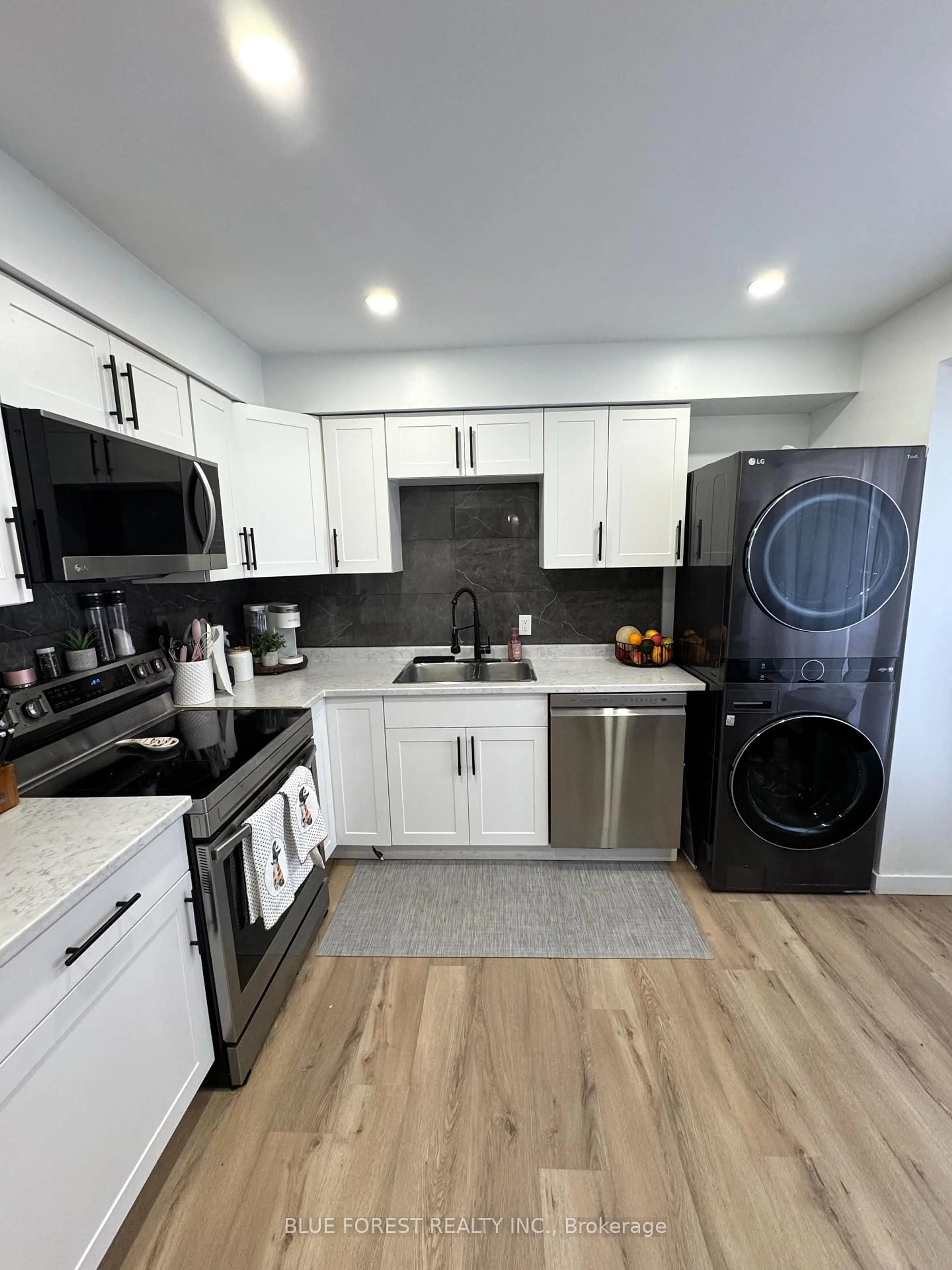 Unknown for 595 THIRD St #55, London East Ontario N5V 2C2