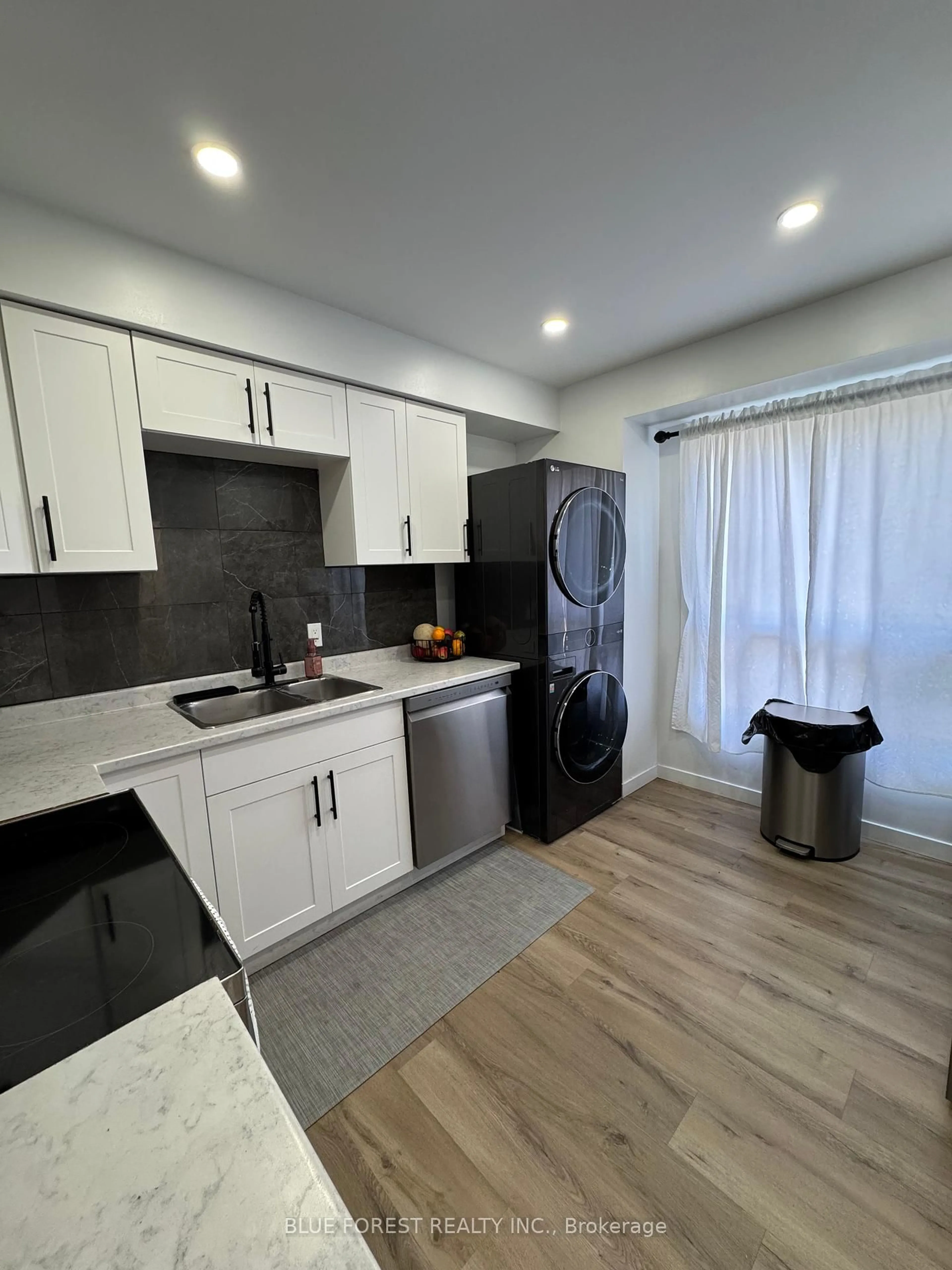 Unknown for 595 THIRD St #55, London East Ontario N5V 2C2