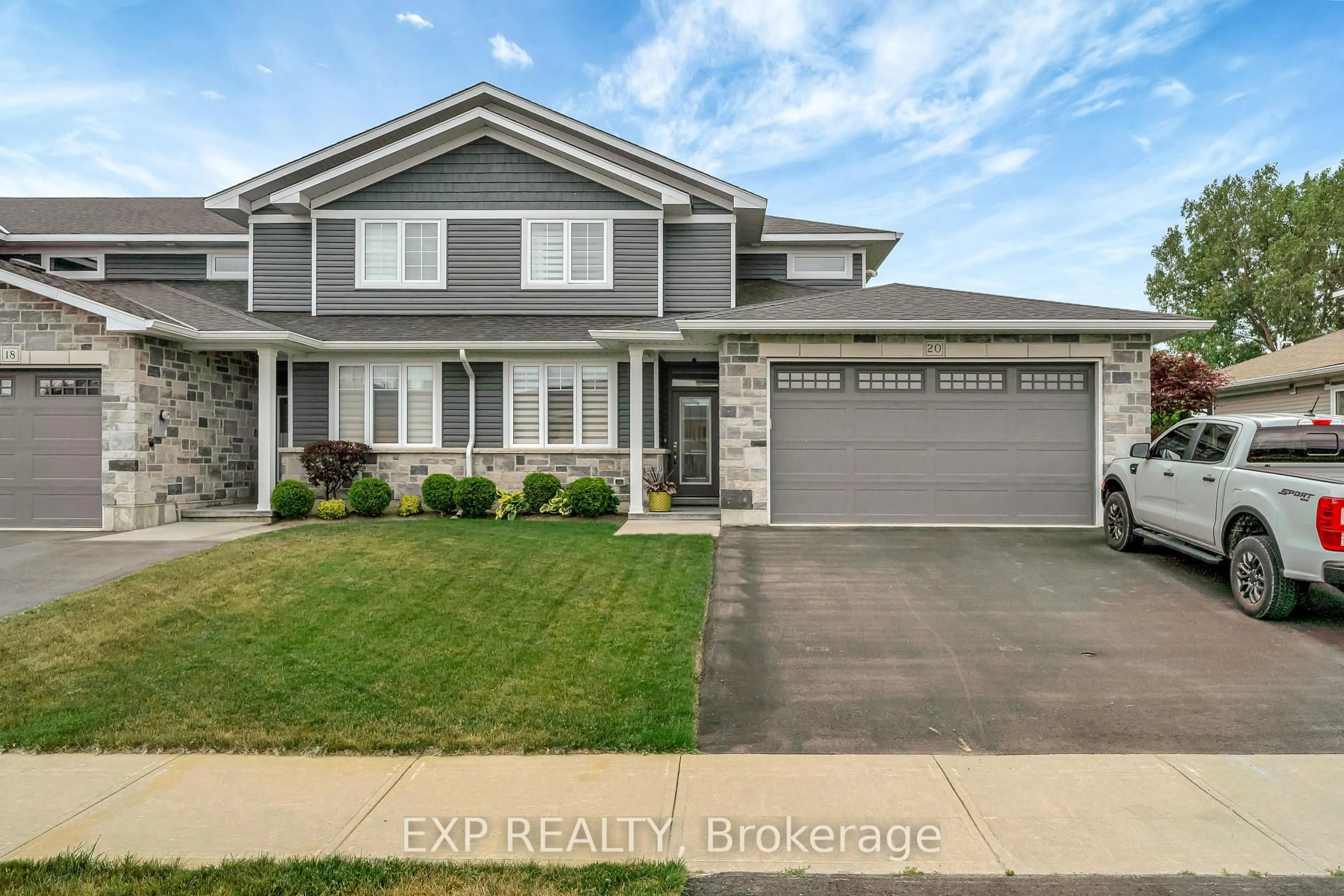 Home with vinyl exterior material, street for 20 Stinson Ave, Belleville Ontario K8P 5N9