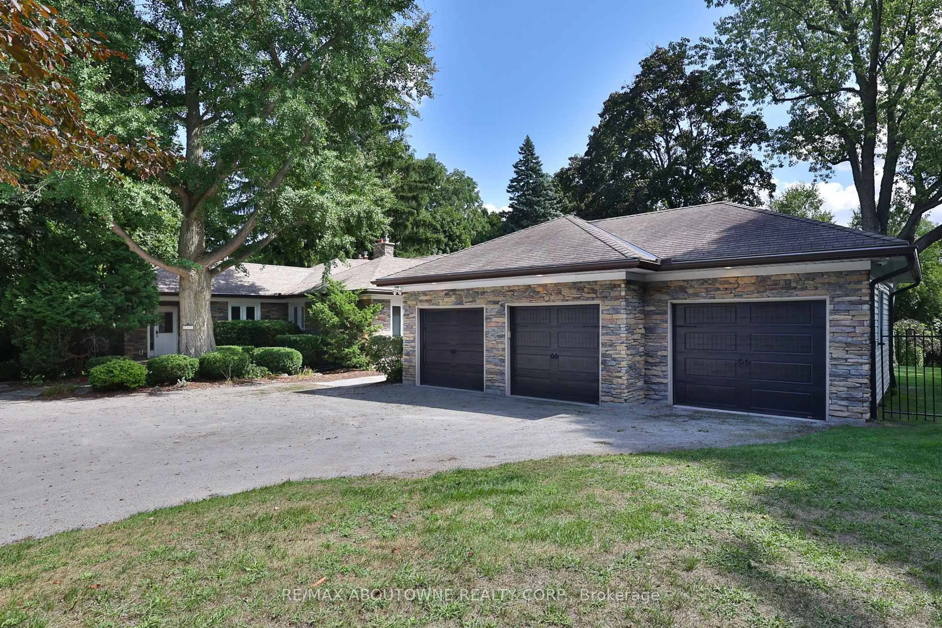 Home with brick exterior material, street for 24 School St, Hamilton Ontario L0R 2H0