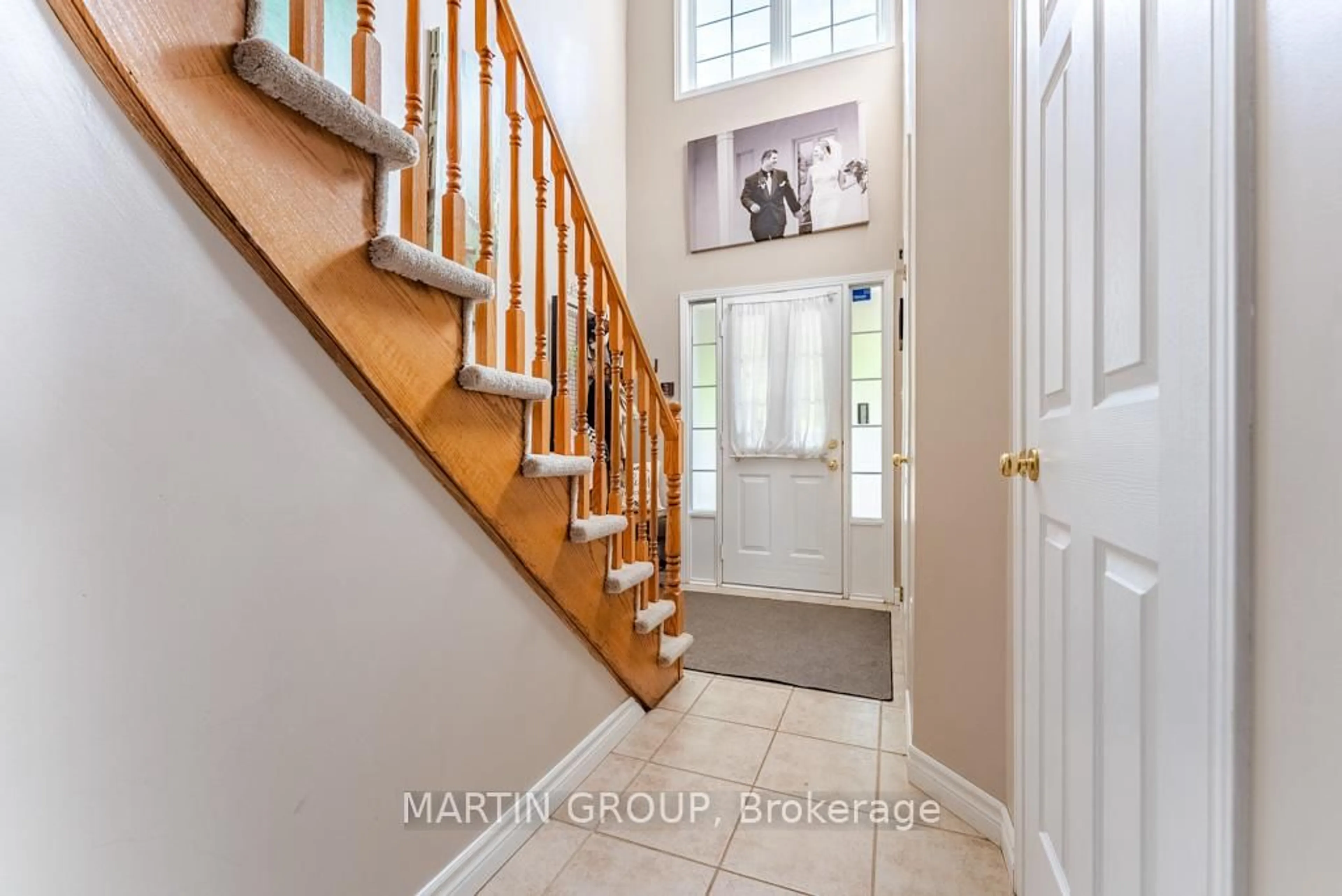 Indoor entryway for 104 Frances Ave #35, Hamilton Ontario L8E 5X3