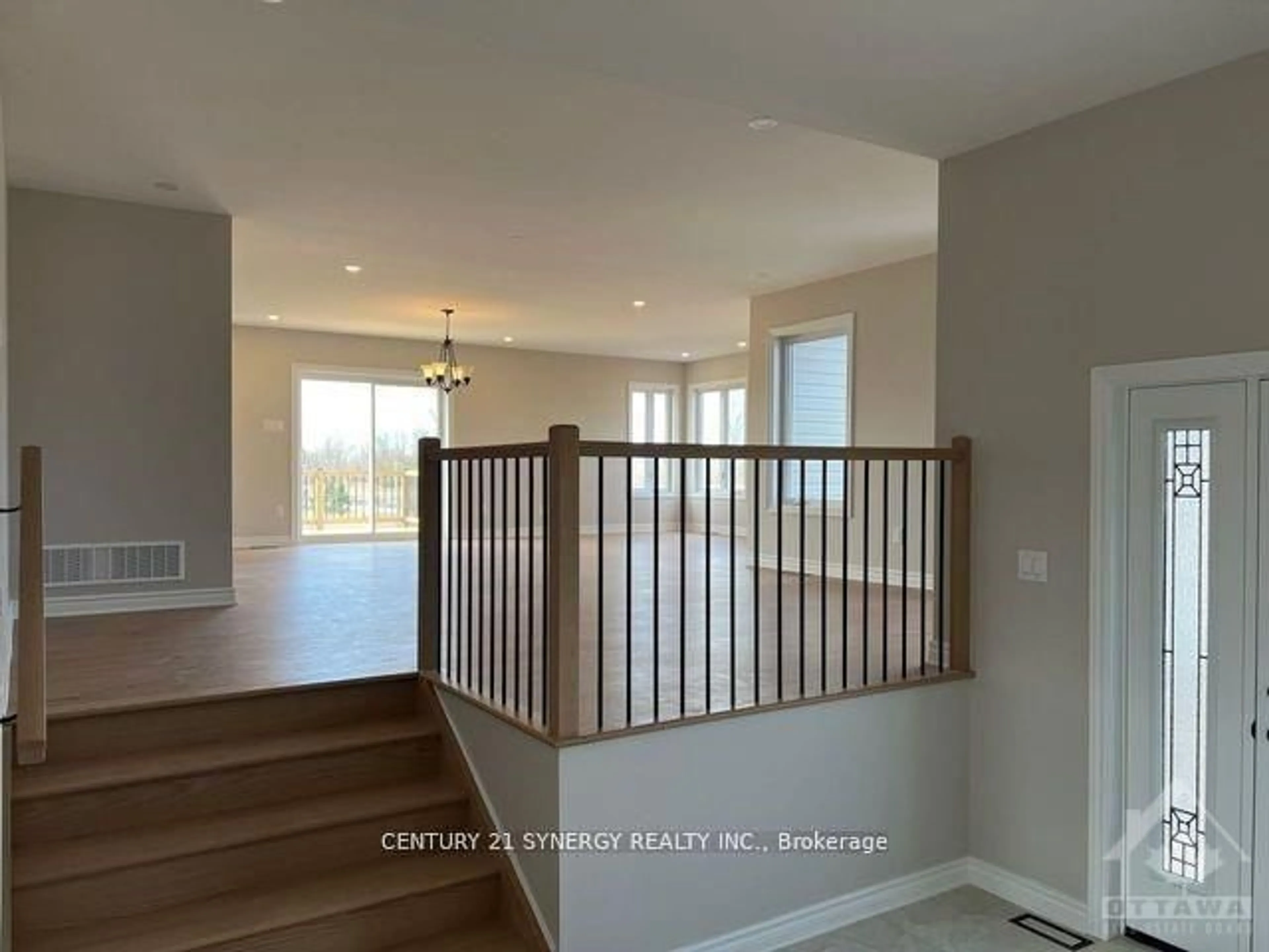 Indoor entryway for 987 Matheson Dr, Smiths Falls Ontario K7A 5B8