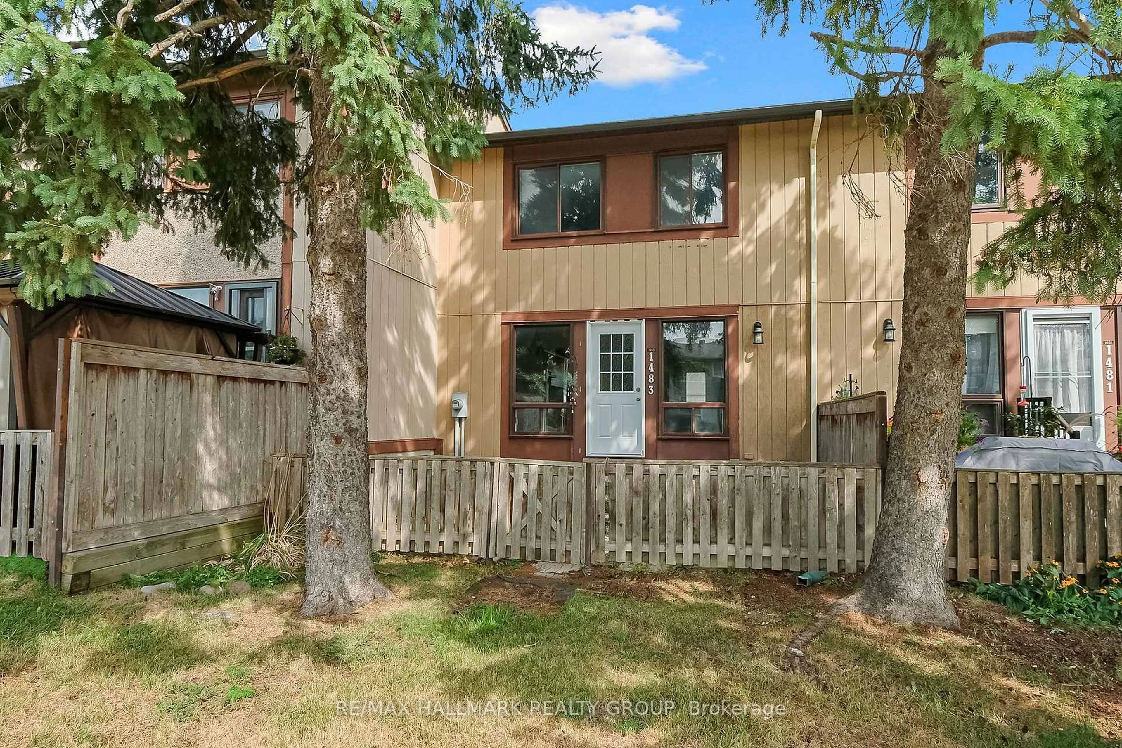Patio, unknown for 1483 Bethamy Lane #9, Ottawa Ontario K1J 8P7