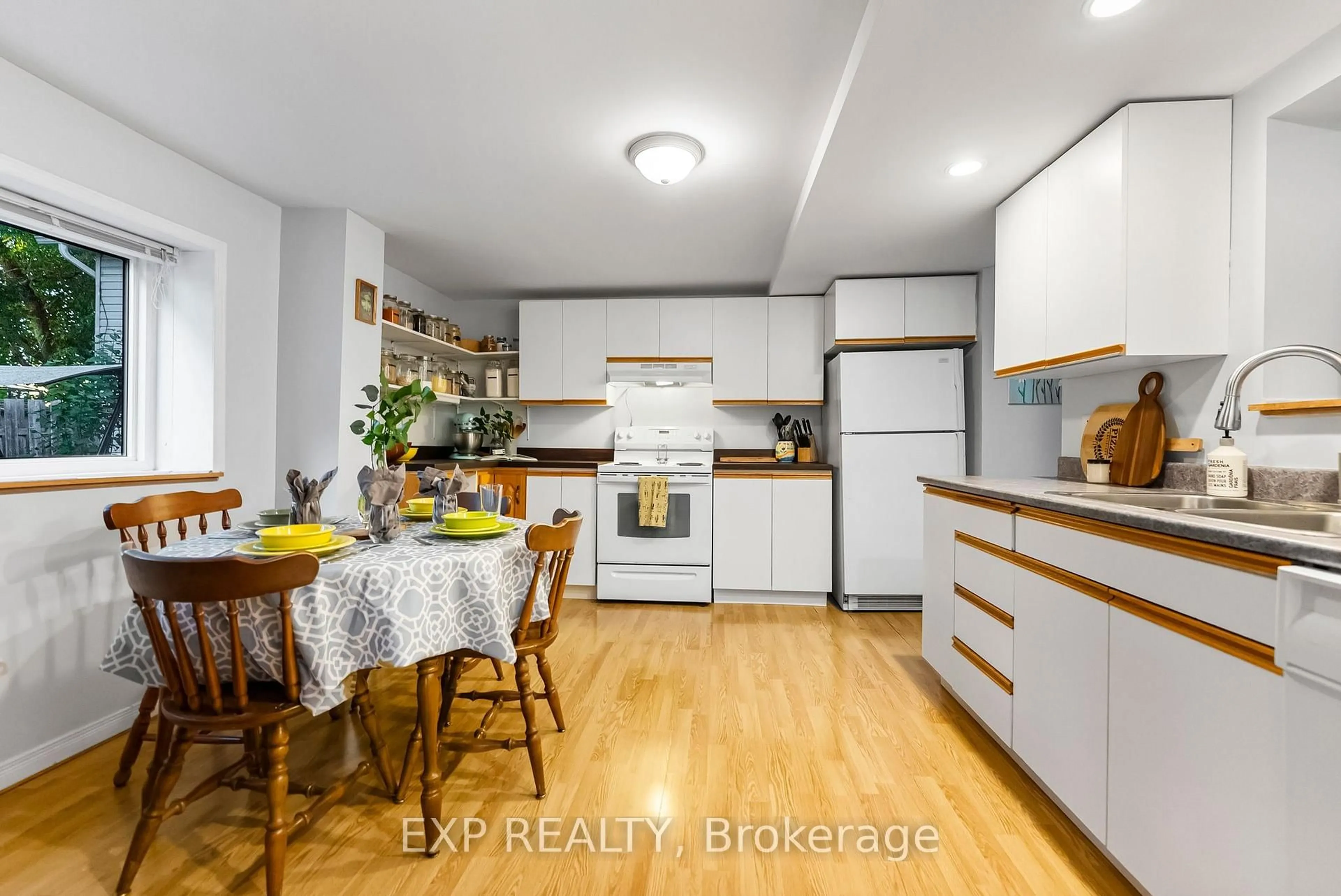 Unknown for 97 Edward St, Arnprior Ontario K7S 2X3