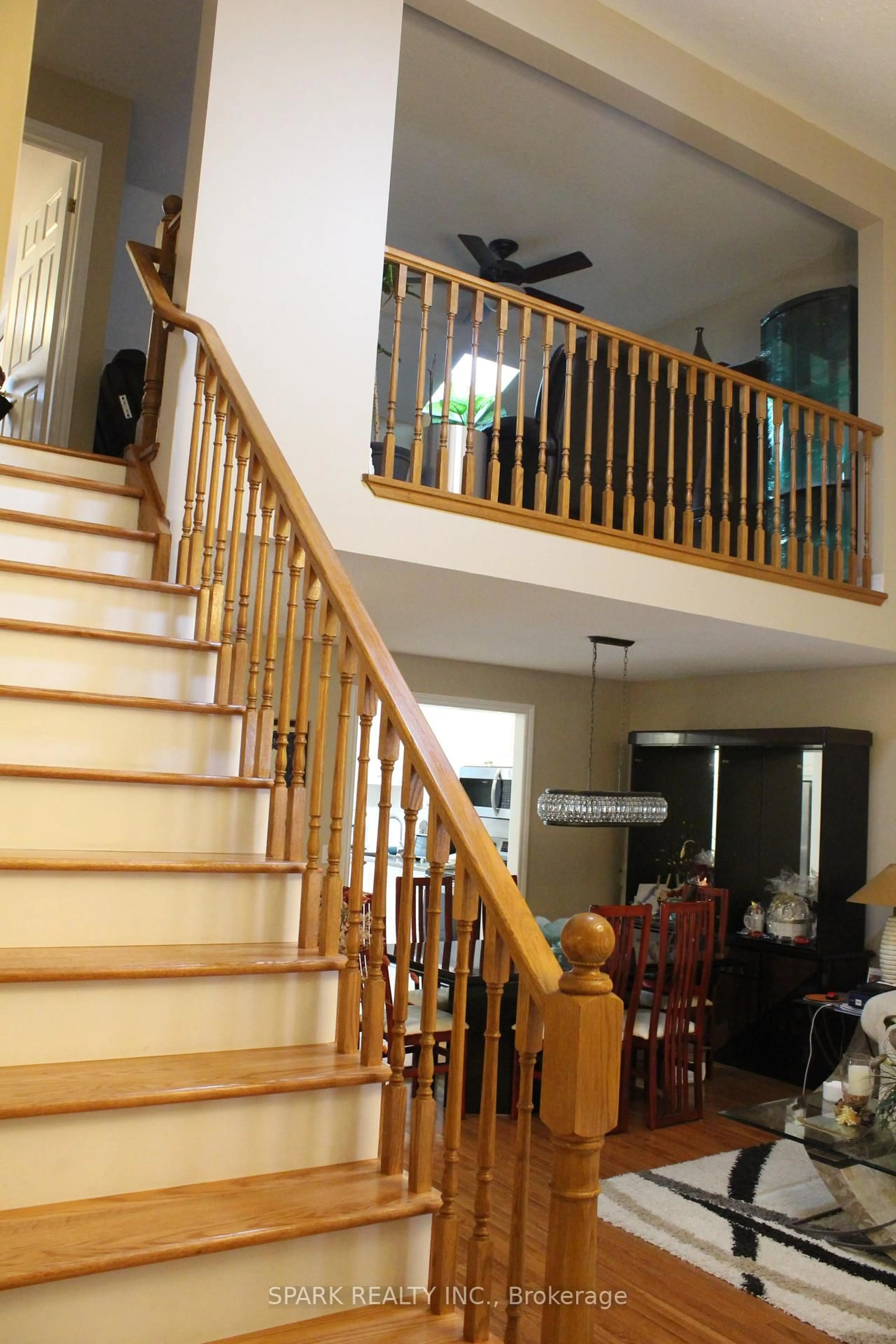 Indoor foyer for 174 Riverwalk Pl, Guelph/Eramosa Ontario N0B 2K0