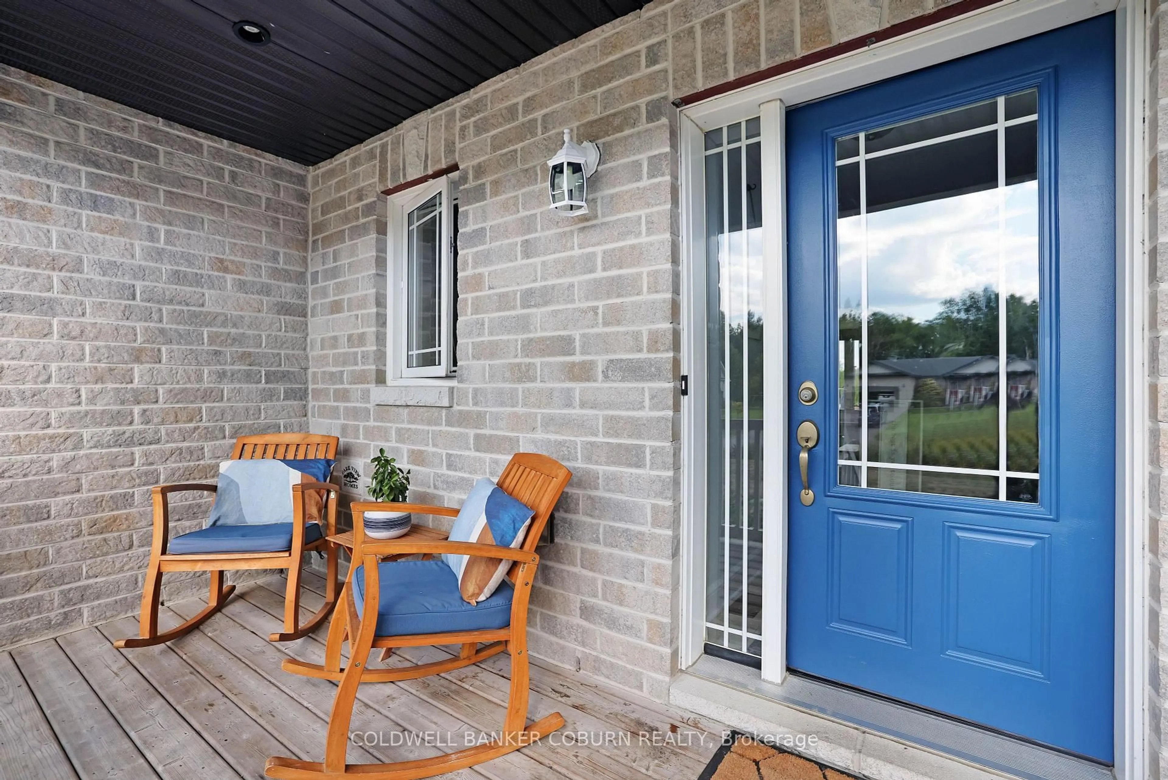 Patio, street for 3345 Morningmist Way, Osgoode Ontario K0A 2W0