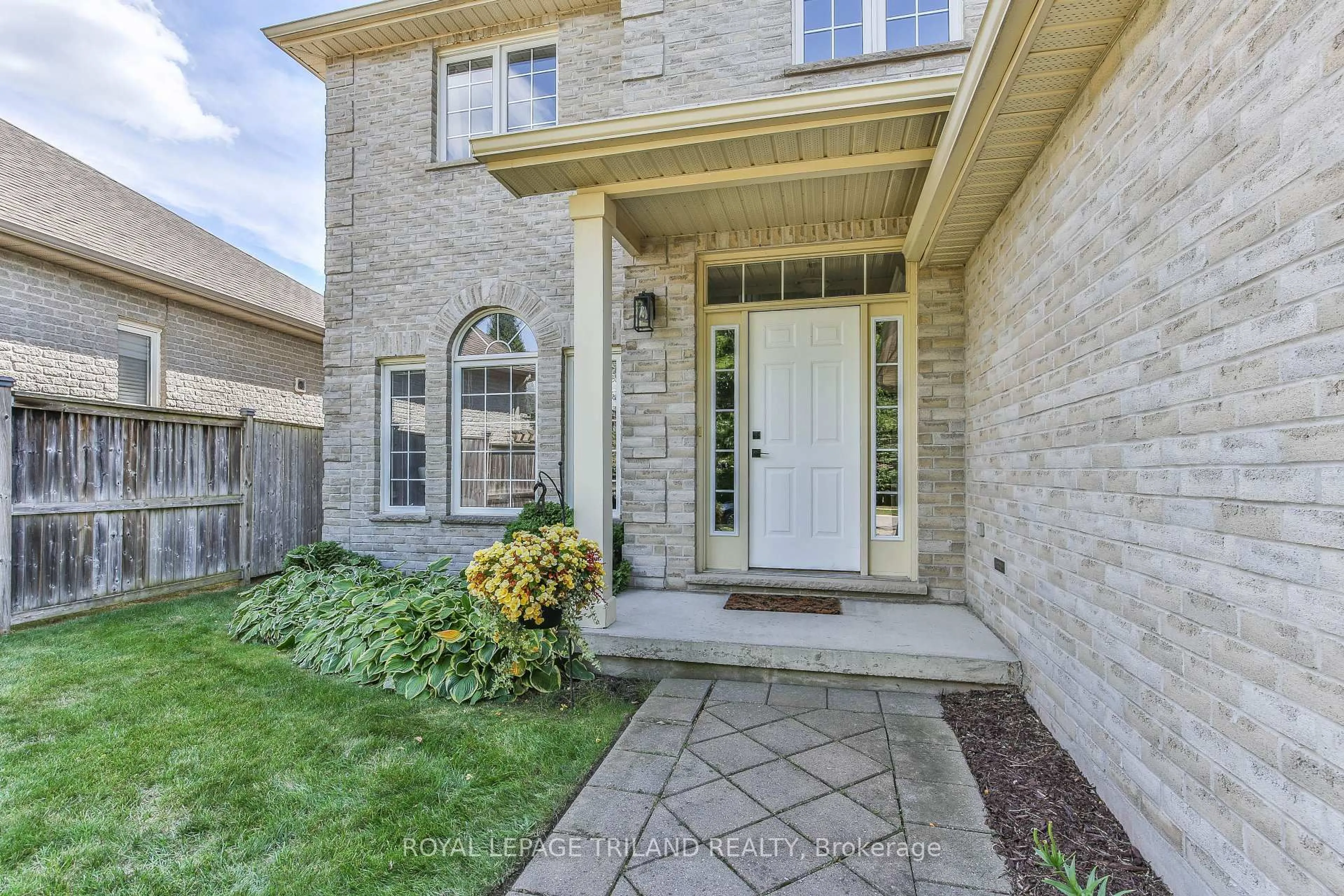 Home with brick exterior material, street for 41 GREYROCK Cres, London East Ontario N5Y 6L4
