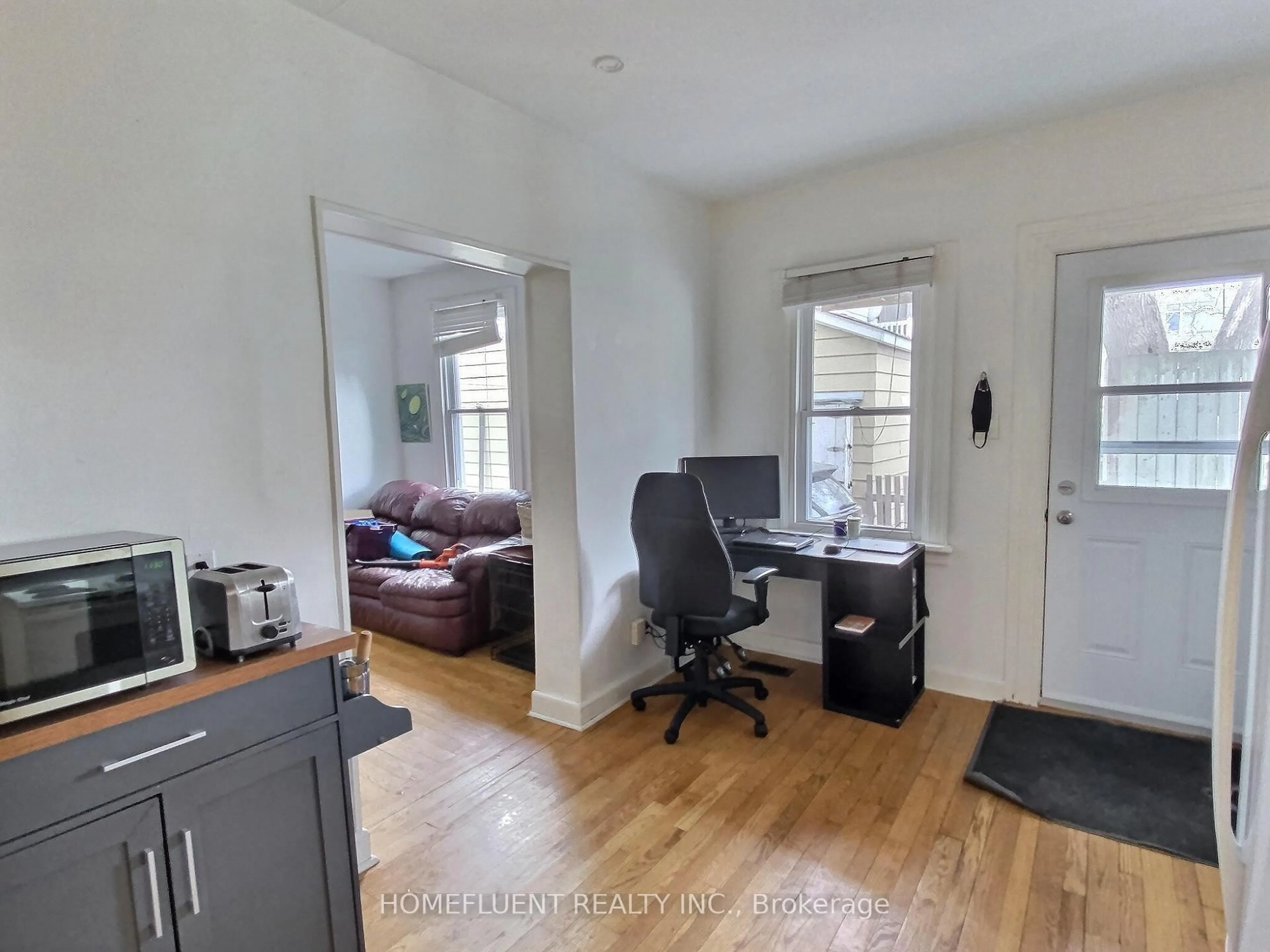 A pic of a room for 209 Loretta Ave, Ottawa Ontario K1S 4P6
