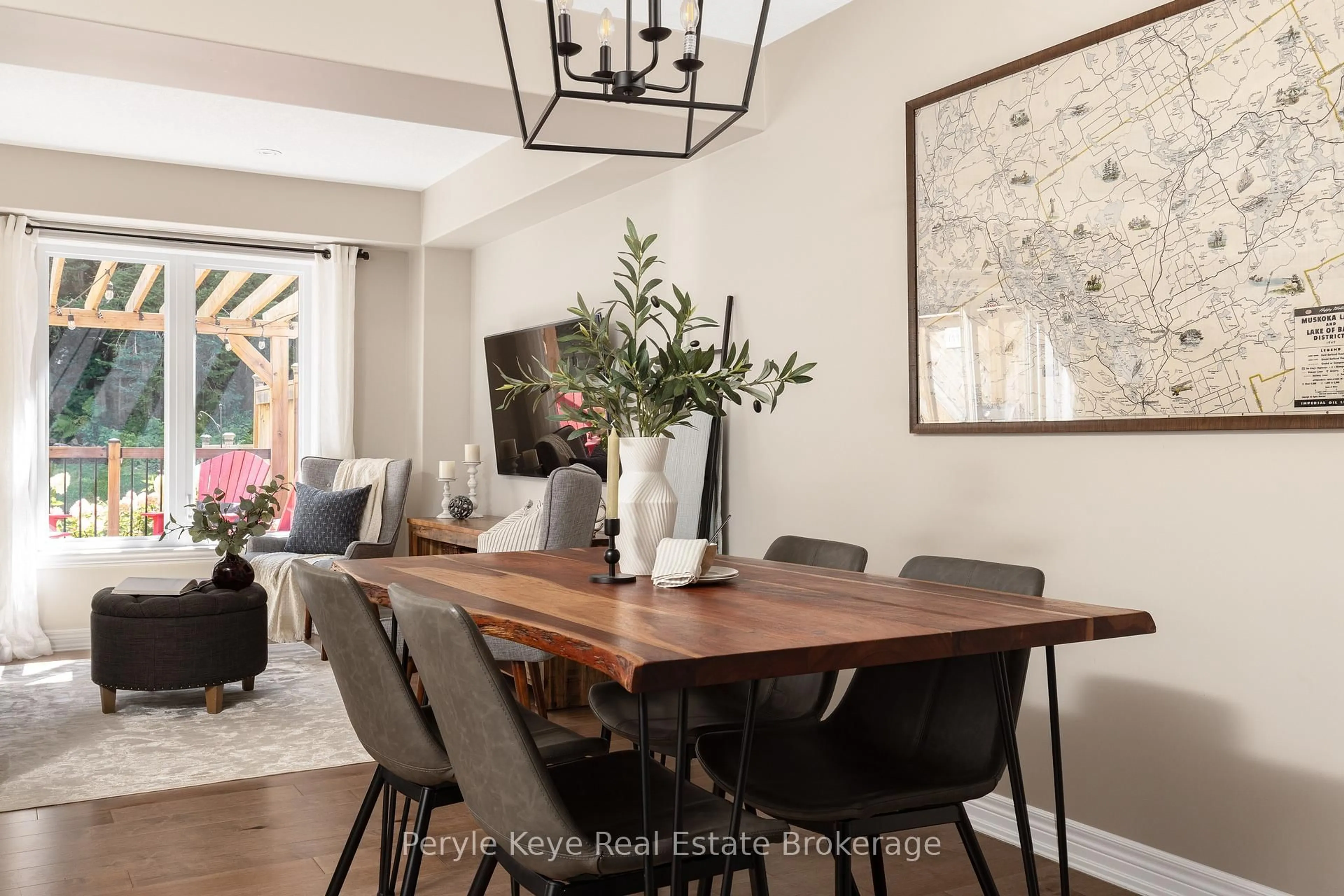 Dining room, unknown for 5 KELSEY MADISON Crt, Huntsville Ontario P1H 1C8