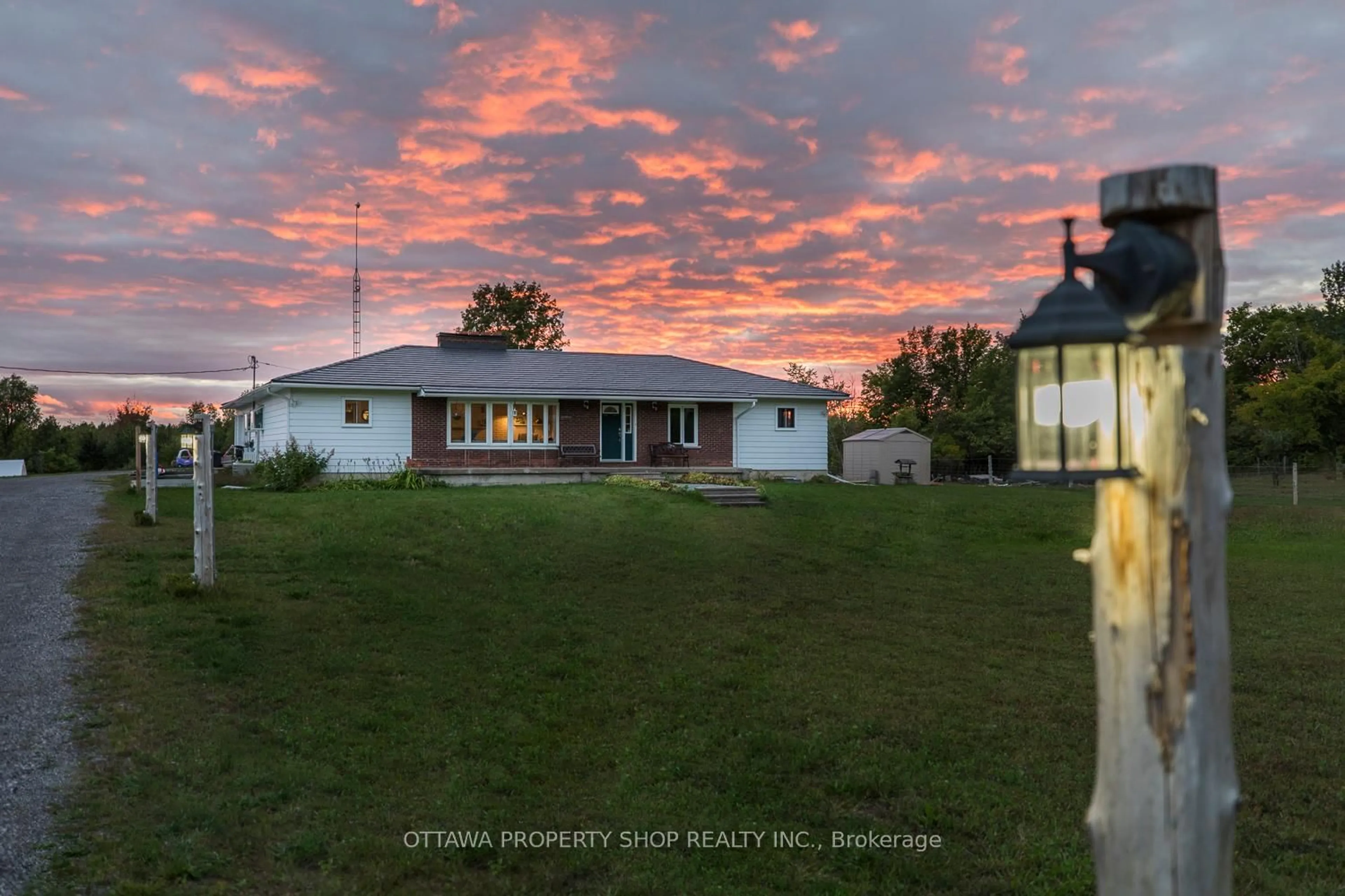A pic from outside/outdoor area/front of a property/back of a property/a pic from drone, unknown for 2428 Greys Creek Rd, Ottawa Ontario K4P 1N7