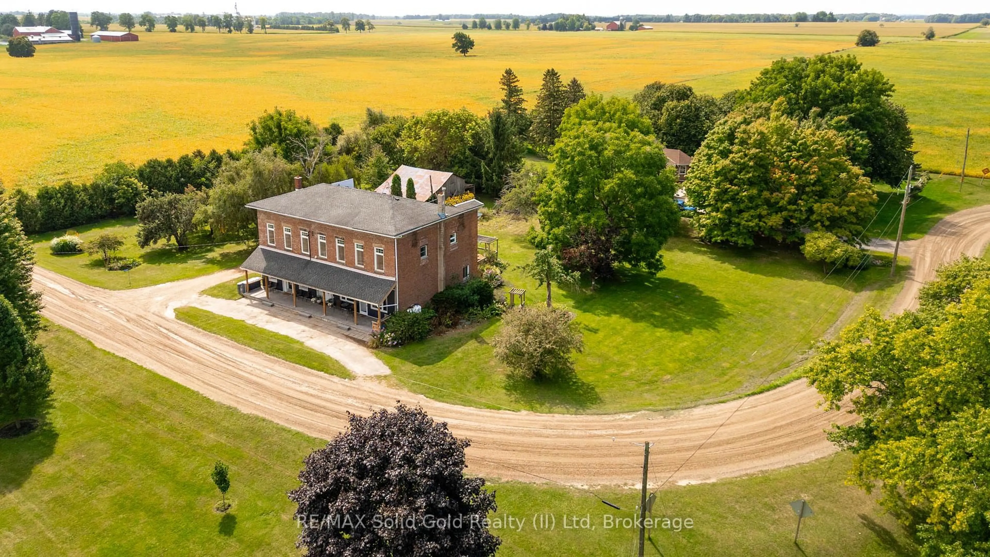 A pic from outside/outdoor area/front of a property/back of a property/a pic from drone, building for 776597 Blandford Rd, Blandford-Blenheim Ontario N0J 1B0