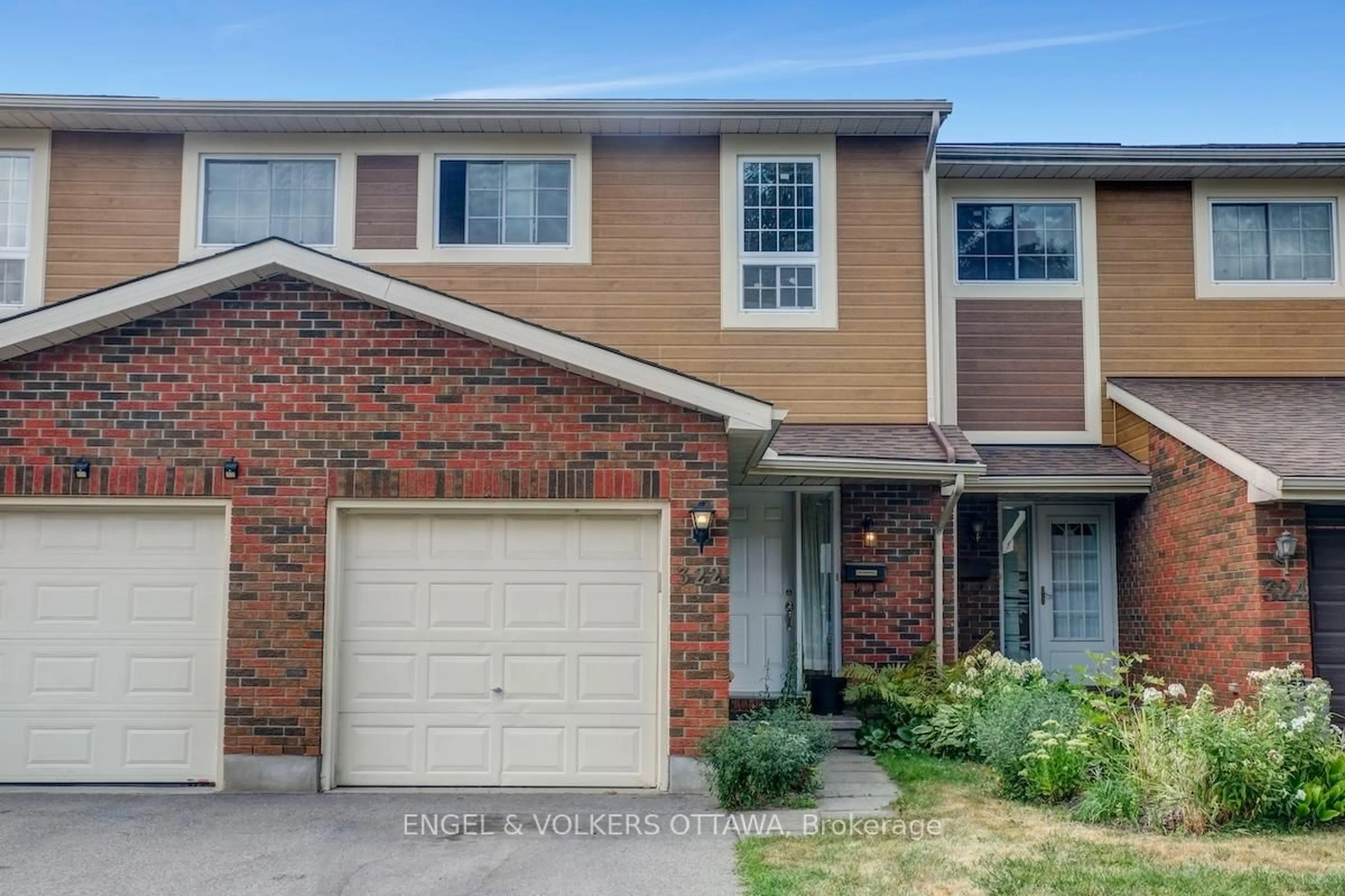 Home with brick exterior material, street for 322 Verdon Private, Ottawa Ontario K1T 2Z8