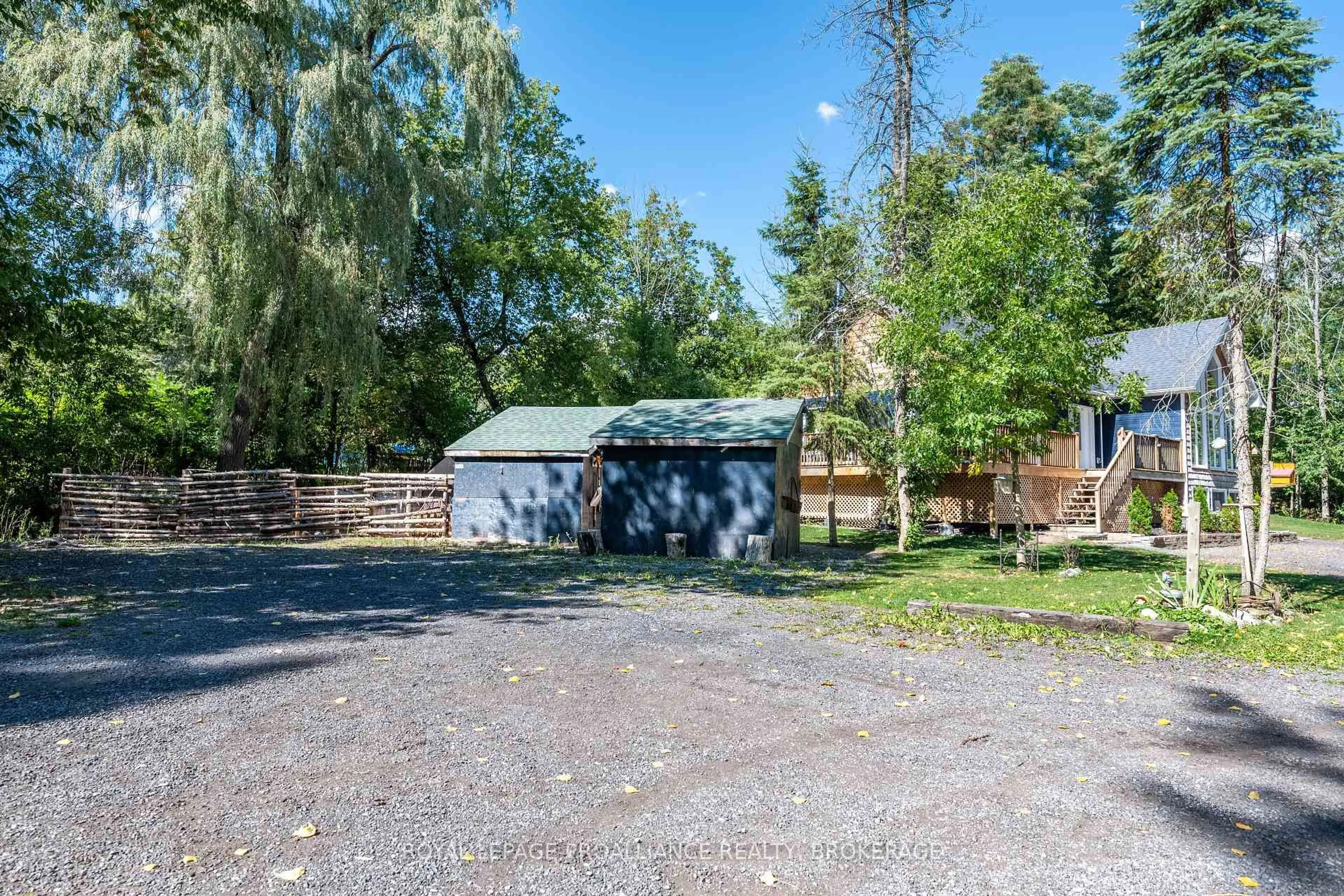 A pic from outside/outdoor area/front of a property/back of a property/a pic from drone, unknown for 72 Franklin St, Tweed Ontario K0K 2L0