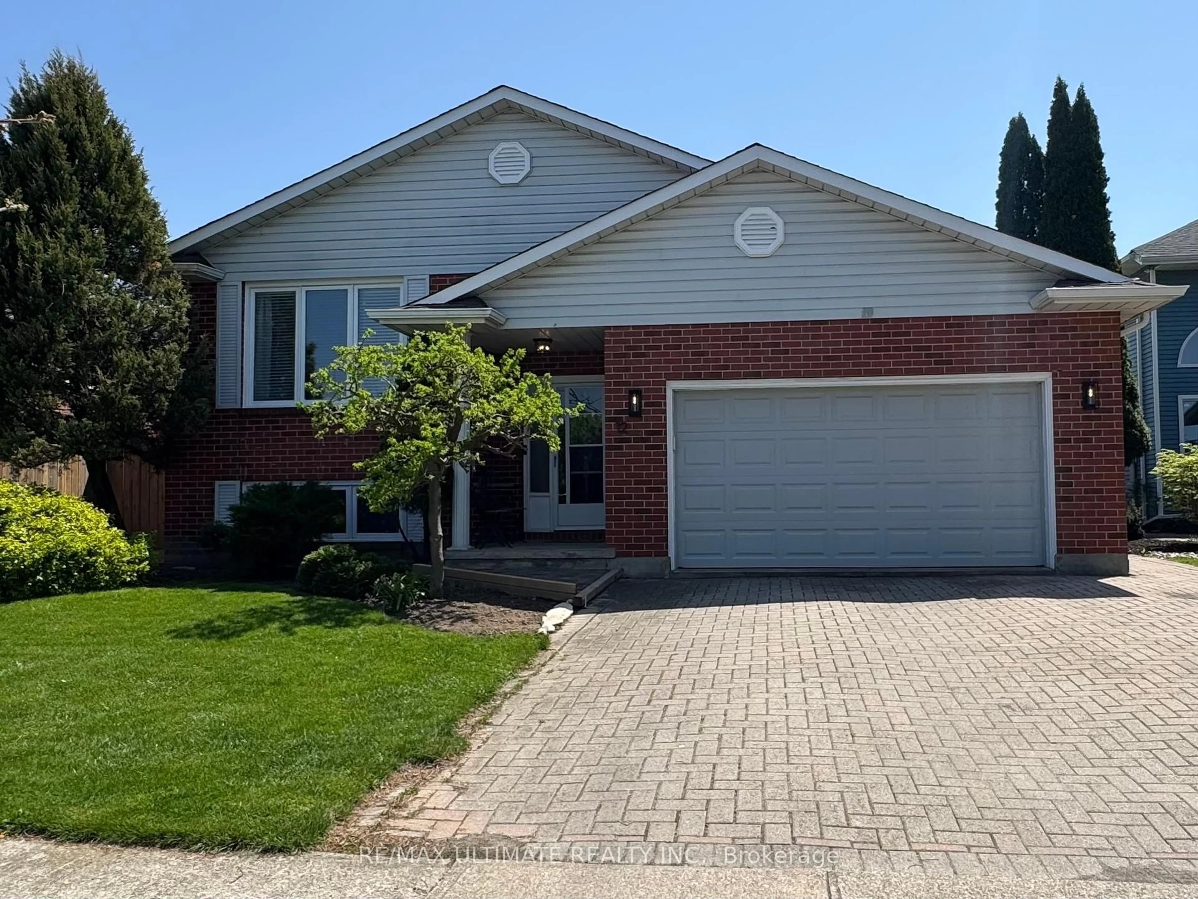 Home with brick exterior material, street for 12 Stoney Brook Cres, St. Catharines Ontario L2S 3J3