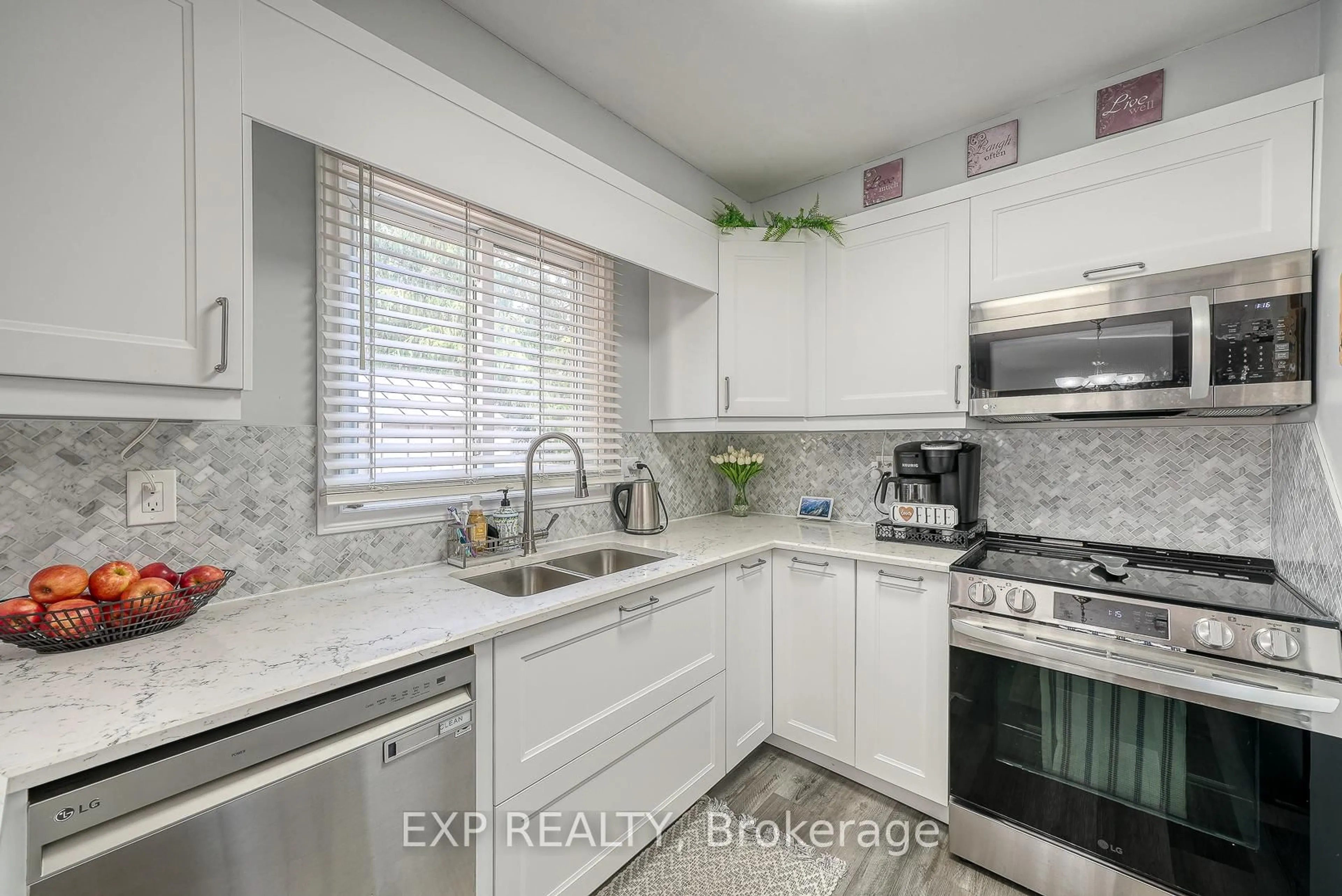 Unknown for 230 Clarke Rd #186, London East Ontario N5W 5P8