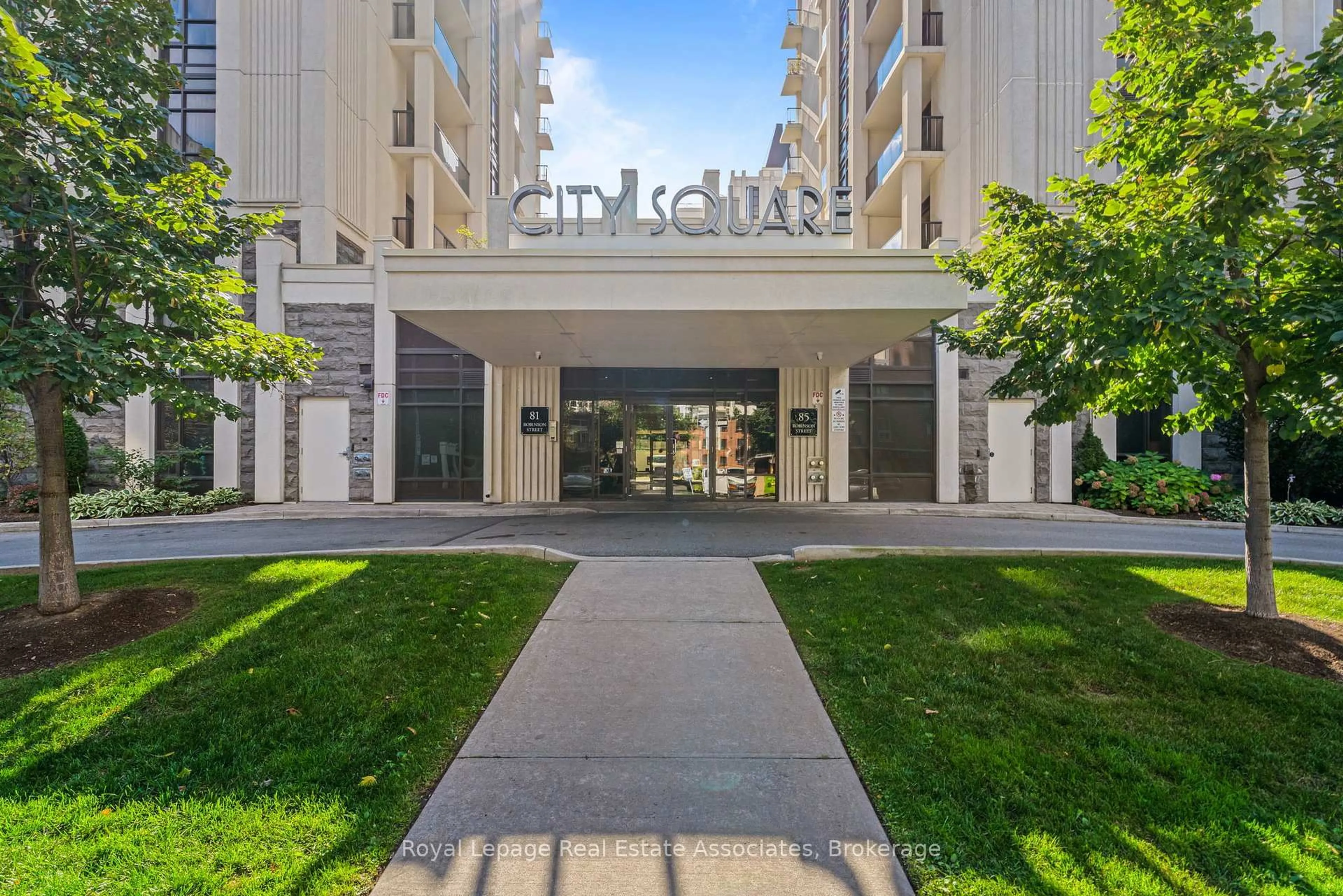 Unknown for 81 Robinson St #1106, Hamilton Ontario L8P 3G1