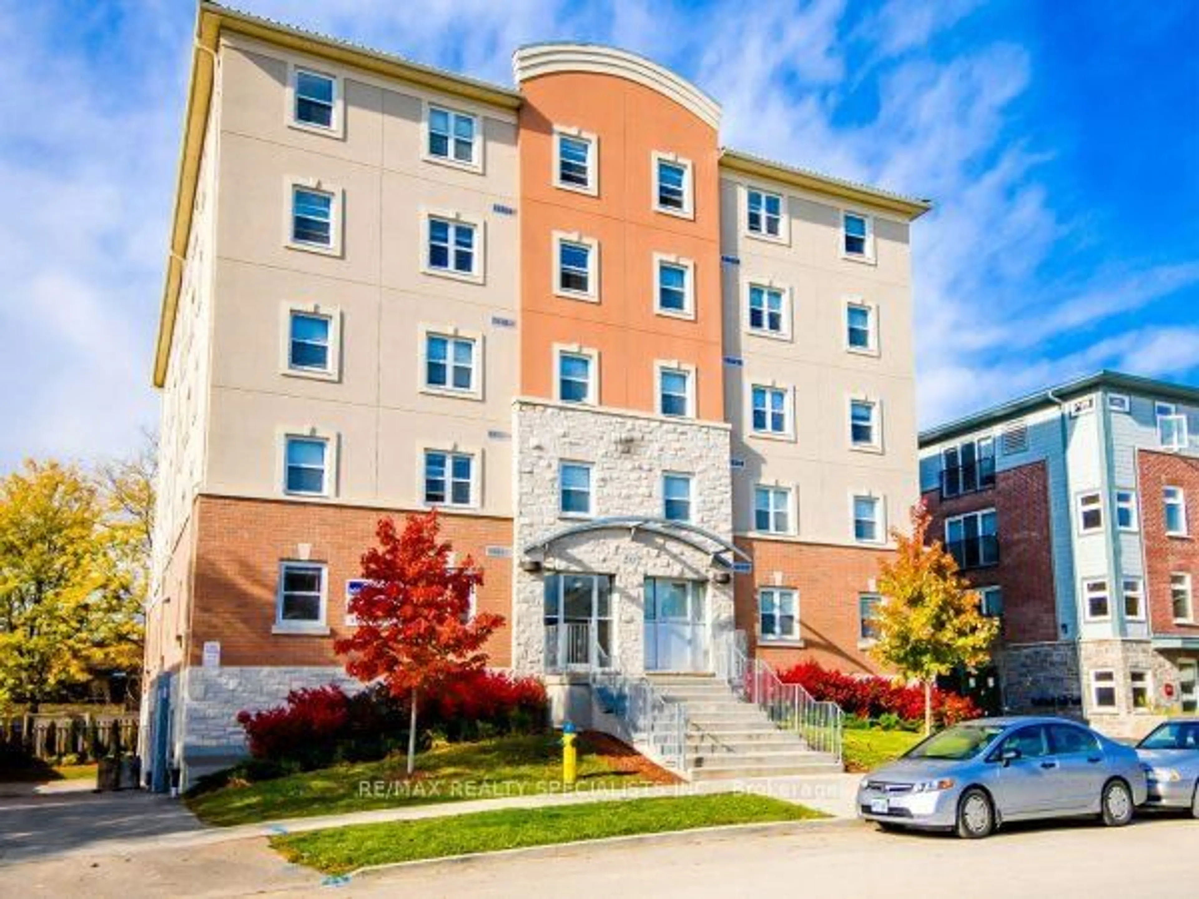 Unknown for 261 Lester St #101, Waterloo Ontario N2L 3W6