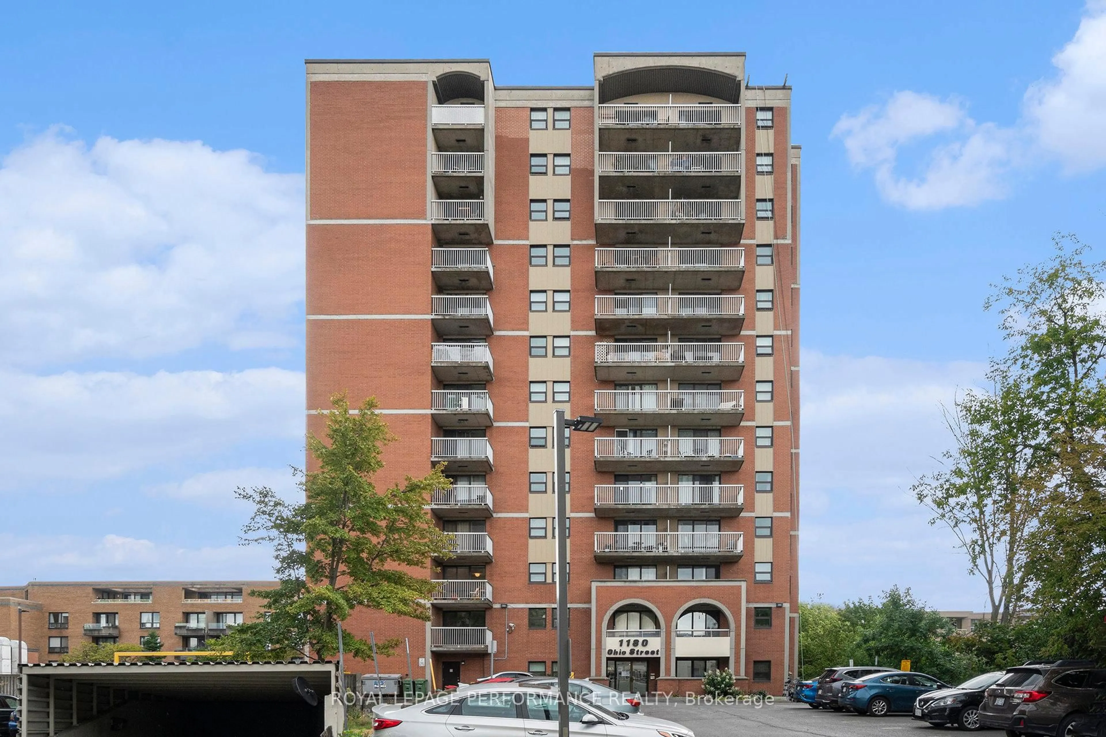 Unknown for 1180 Ohio St #502, Ottawa Ontario K1H 8N5