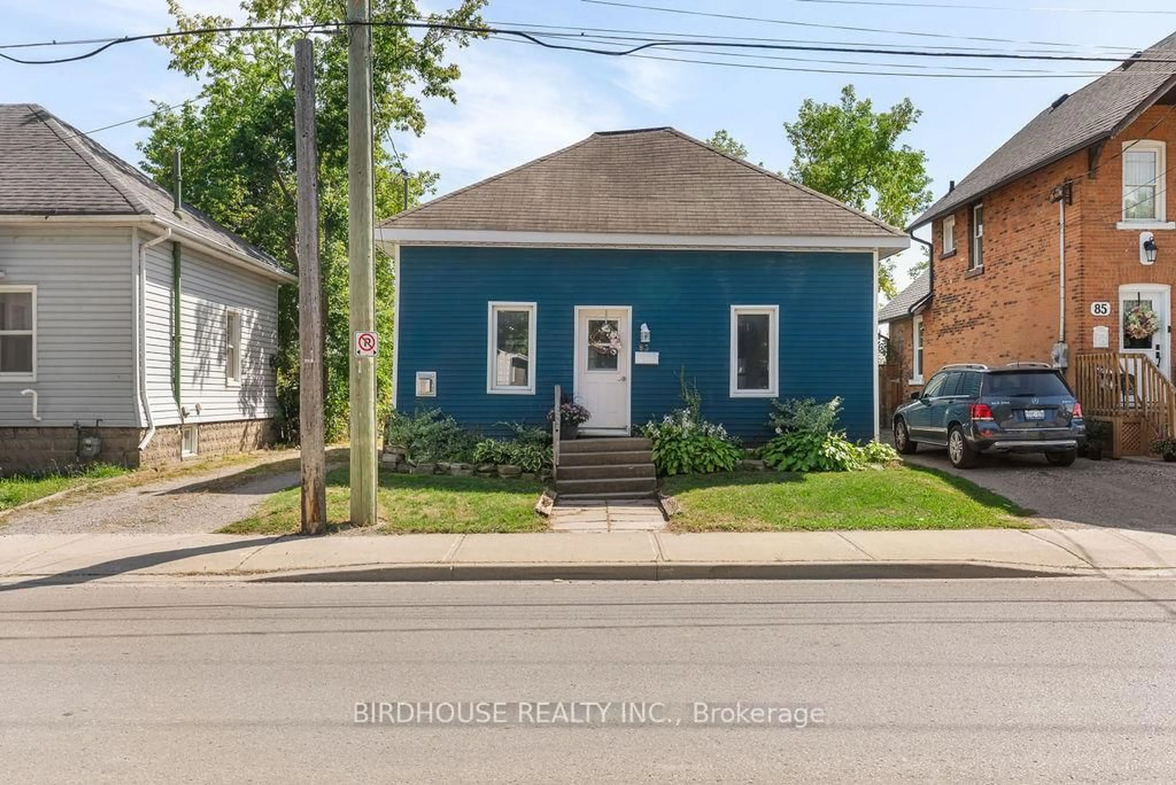 A pic from outside/outdoor area/front of a property/back of a property/a pic from drone, street for 83 Durham St, Kawartha Lakes Ontario K9V 2P8
