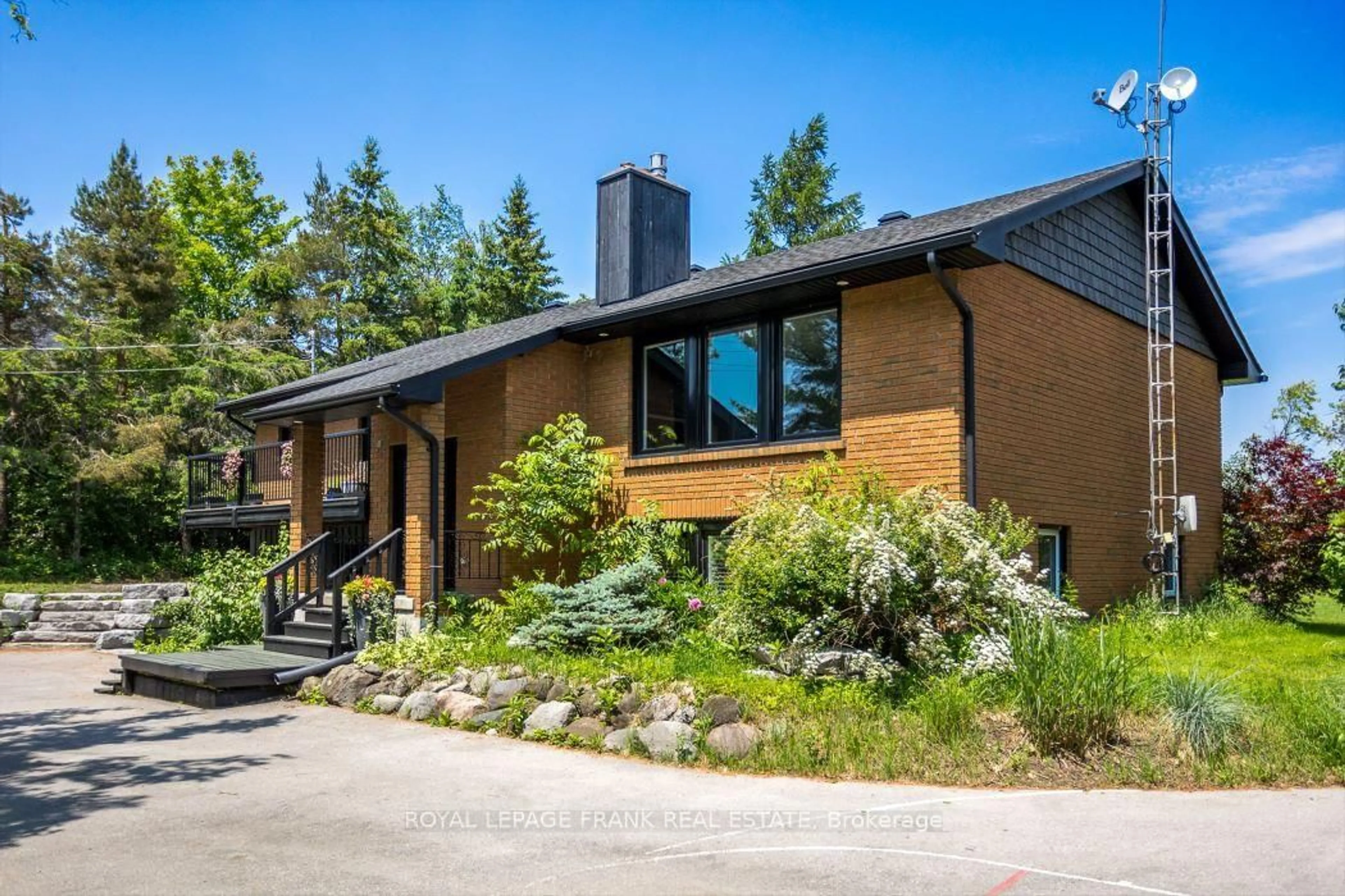 Home with brick exterior material, unknown for 234 Stewart Line, Cavan Monaghan Ontario L0A 1C0