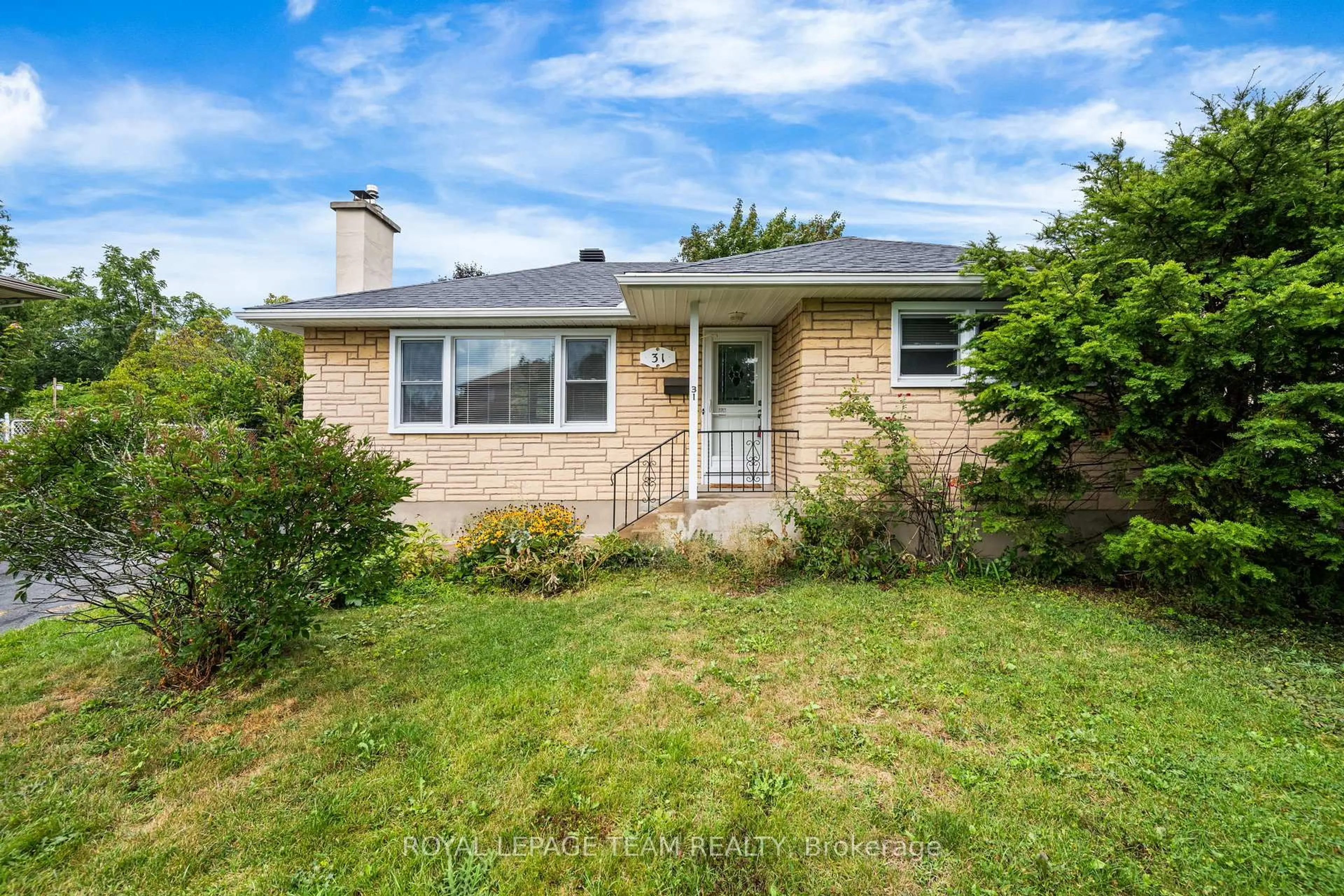 Unknown for 31 Savuto Way St, Ottawa Ontario K2G 2S9