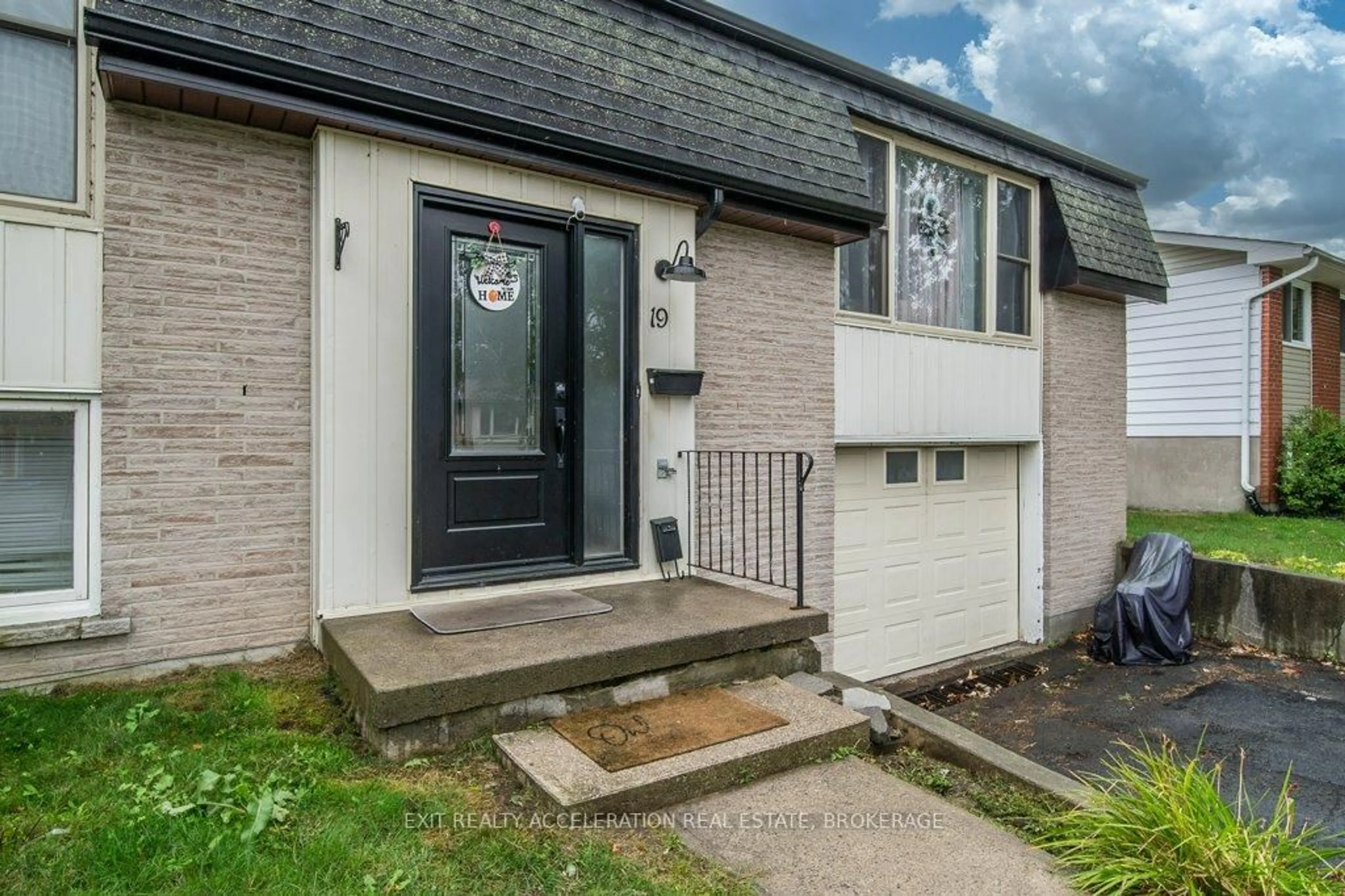 Unknown for 19 Mortensen Dr, Loyalist Ontario K7N 1W2