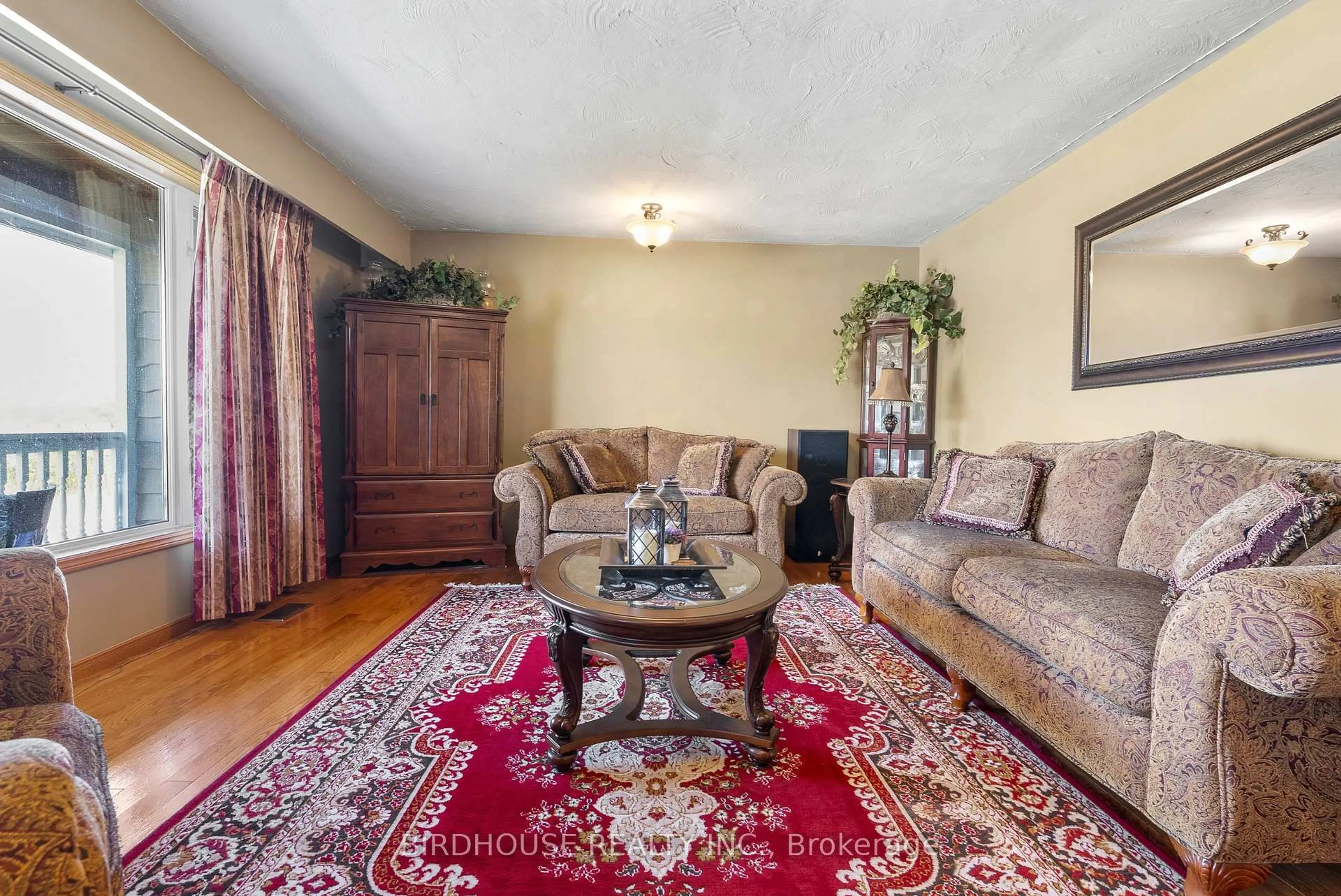 Living room with furniture, carpet floor for 2044 County Road 36, Kawartha Lakes Ontario K0M 1L0