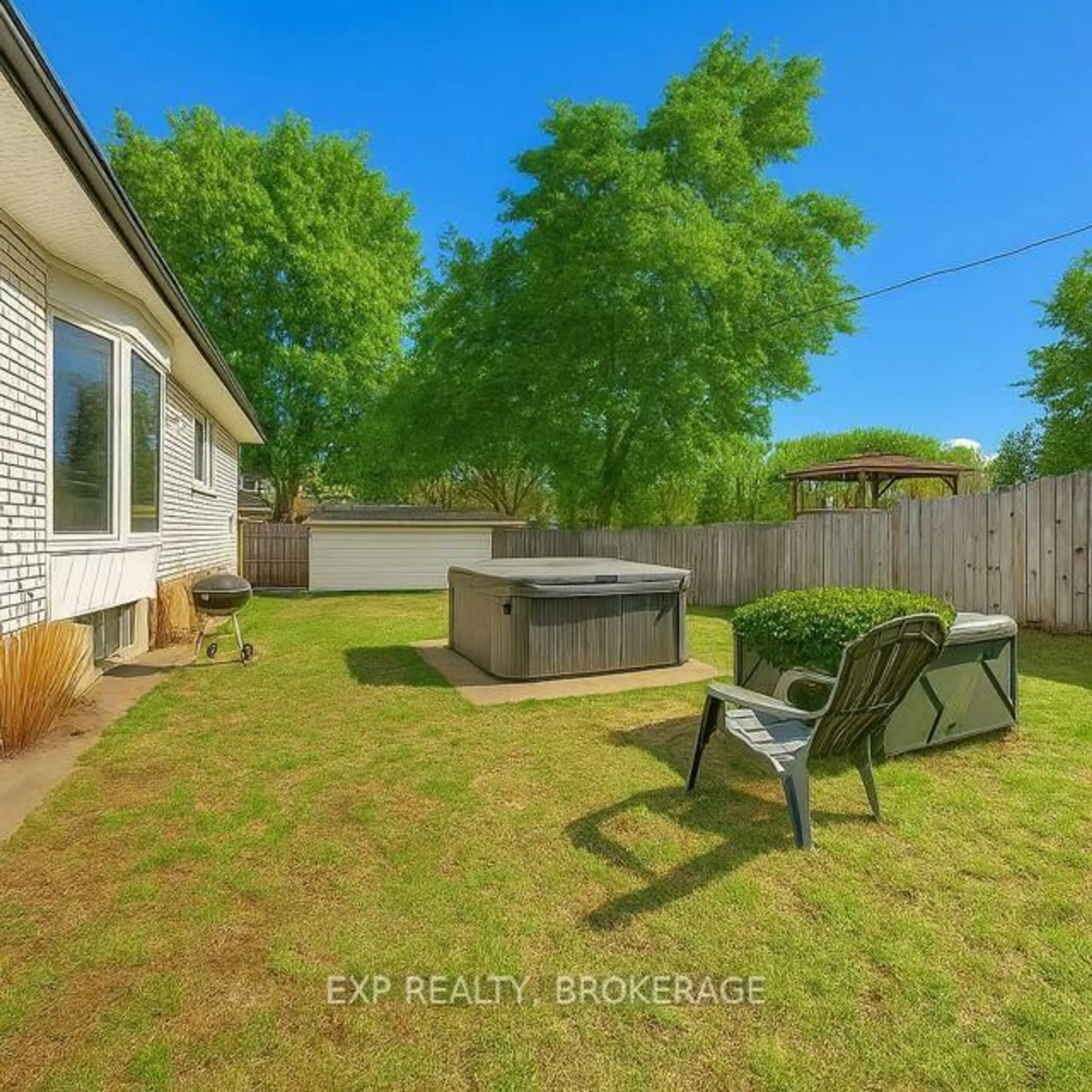 A pic from outside/outdoor area/front of a property/back of a property/a pic from drone, unknown for 11 Concession Rd, Hastings Ontario K0K 2C0